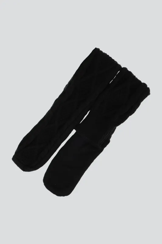 Calceta larga trenzas sold by Shasa