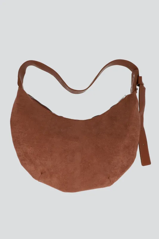 Bolsa luna suede sold by Shasa