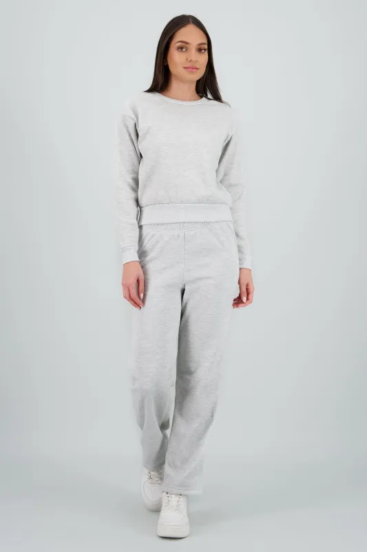 Jogger amplio liso sold by Shasa