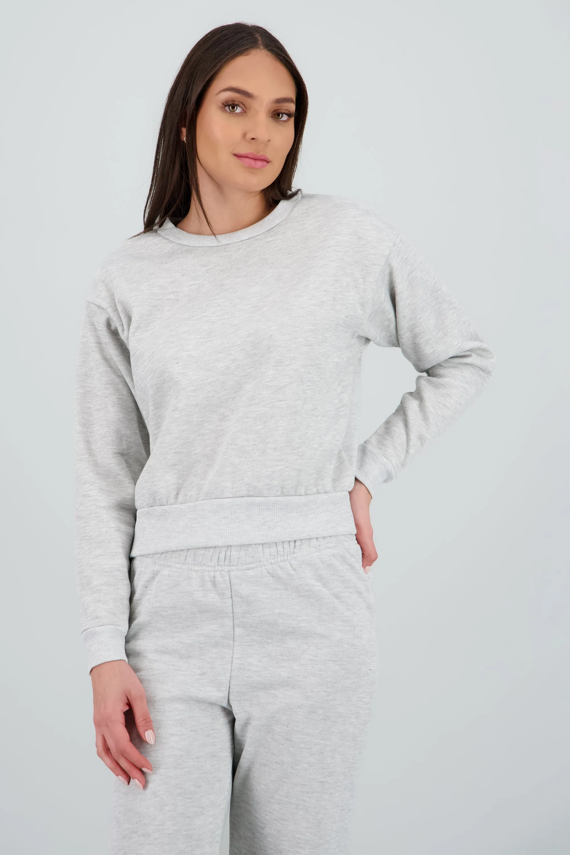 Sdudadera liso sold by Shasa