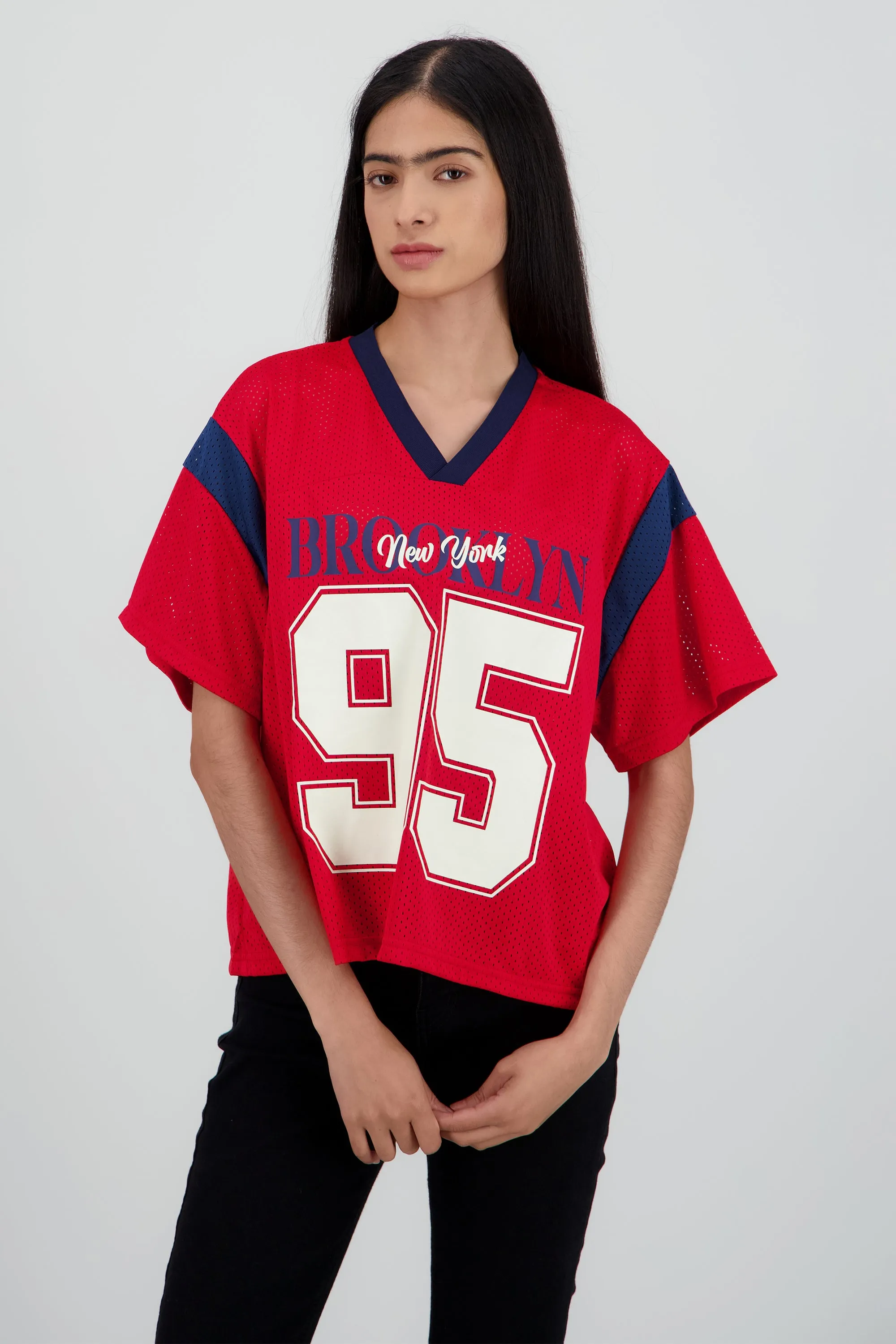 Playera deportiva contraste sold by Shasa