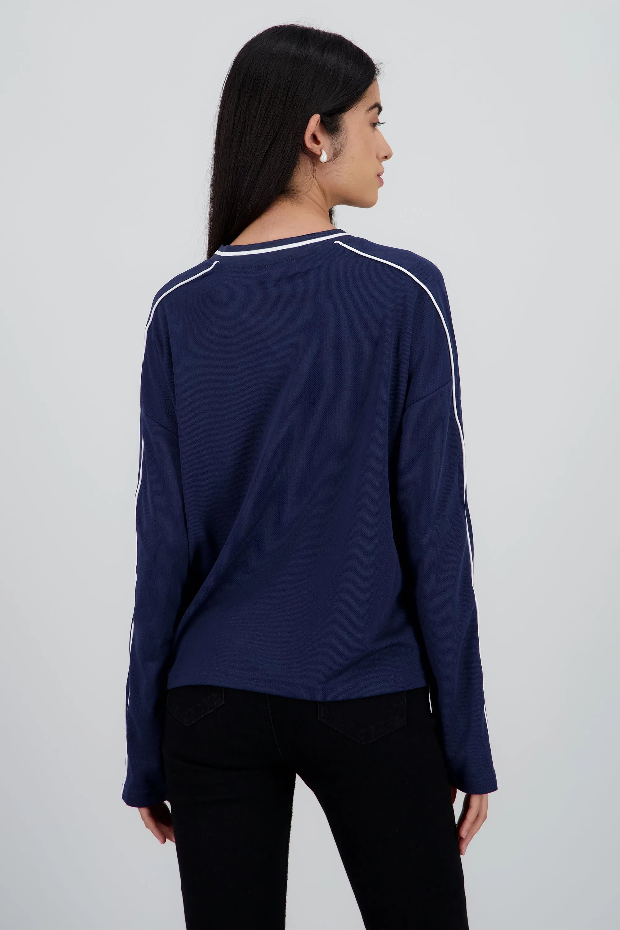 Playera tipo jersey contraste manga larga sold by Shasa product image thumbnail 4