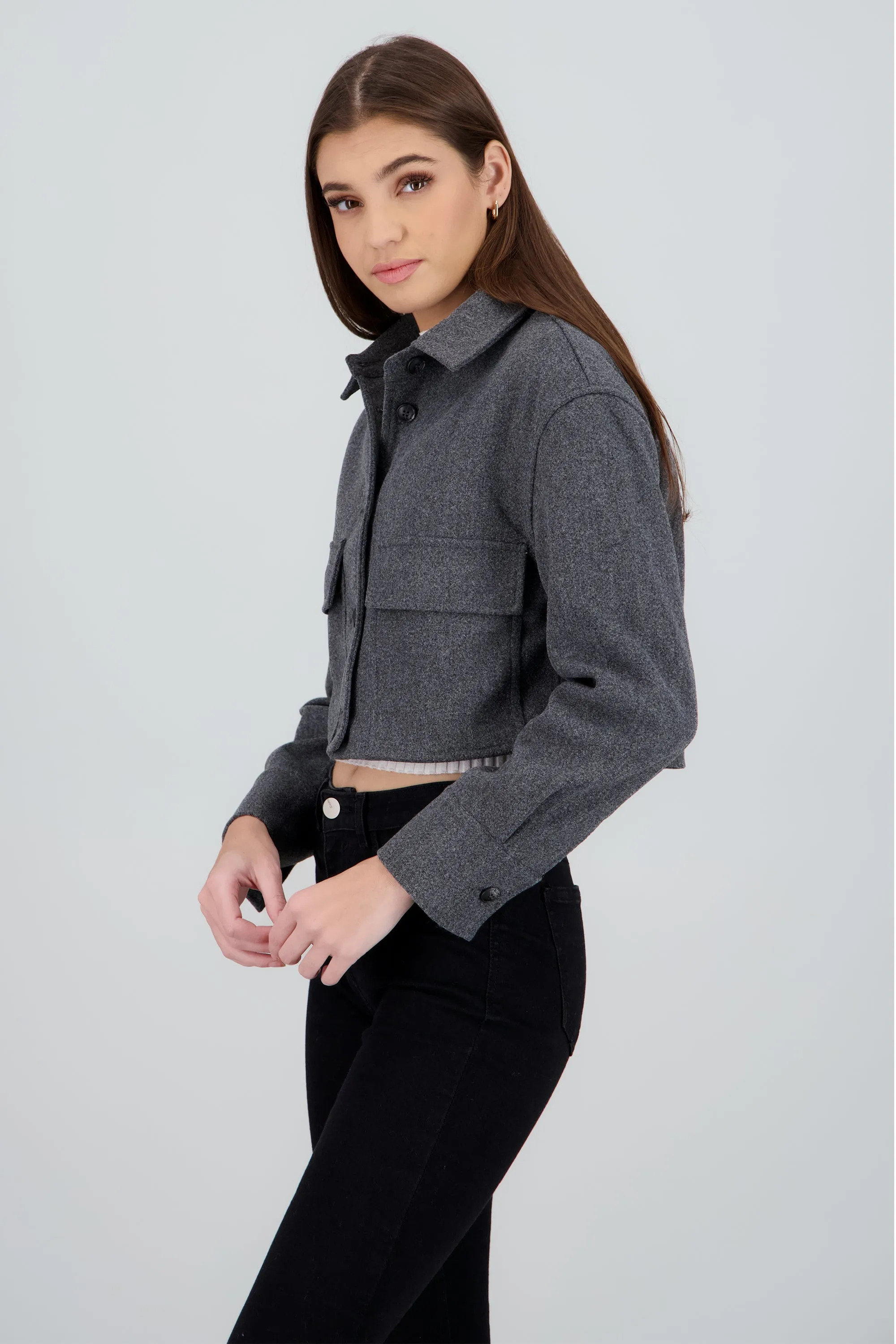 Chamarra corta con bolsas y botones sold by Shasa product image thumbnail 3