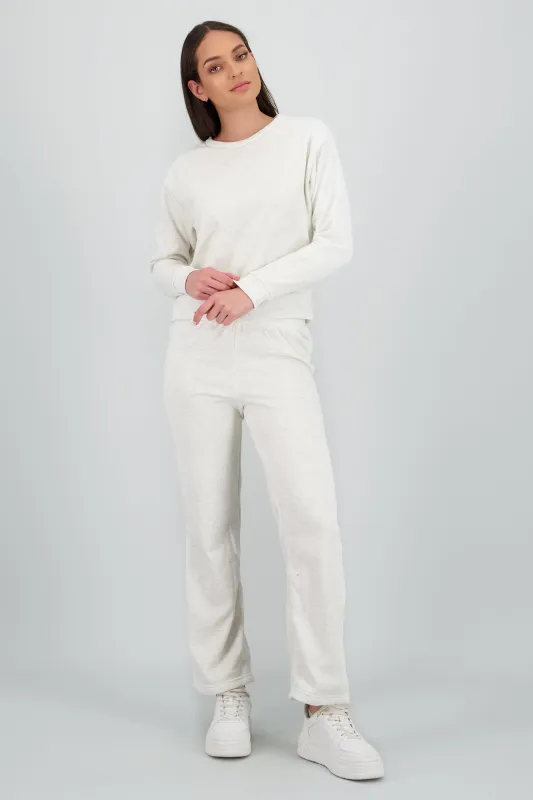 Jogger amplio liso sold by Shasa