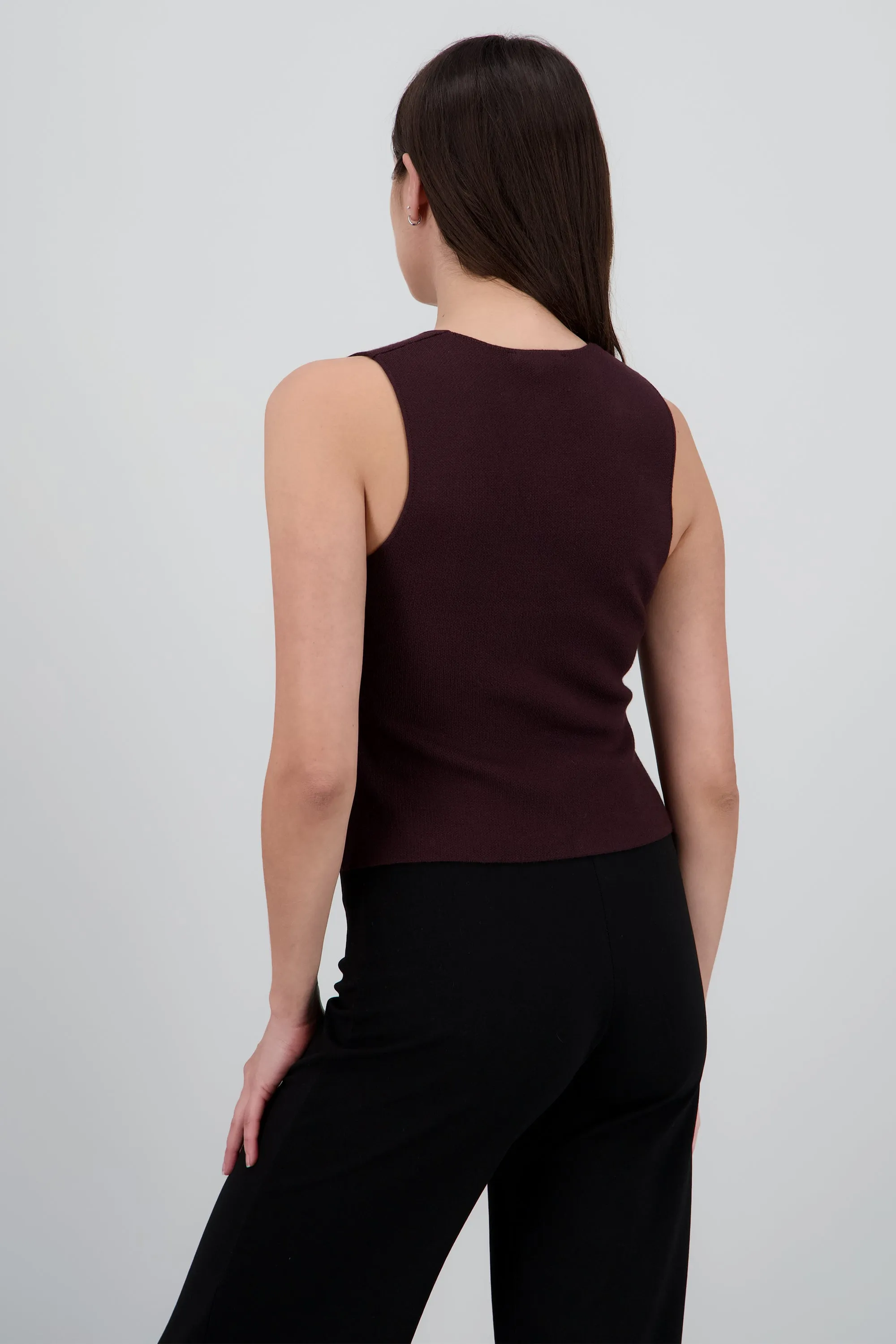 Chaleco tejido de punto liso sold by Shasa product image thumbnail 4