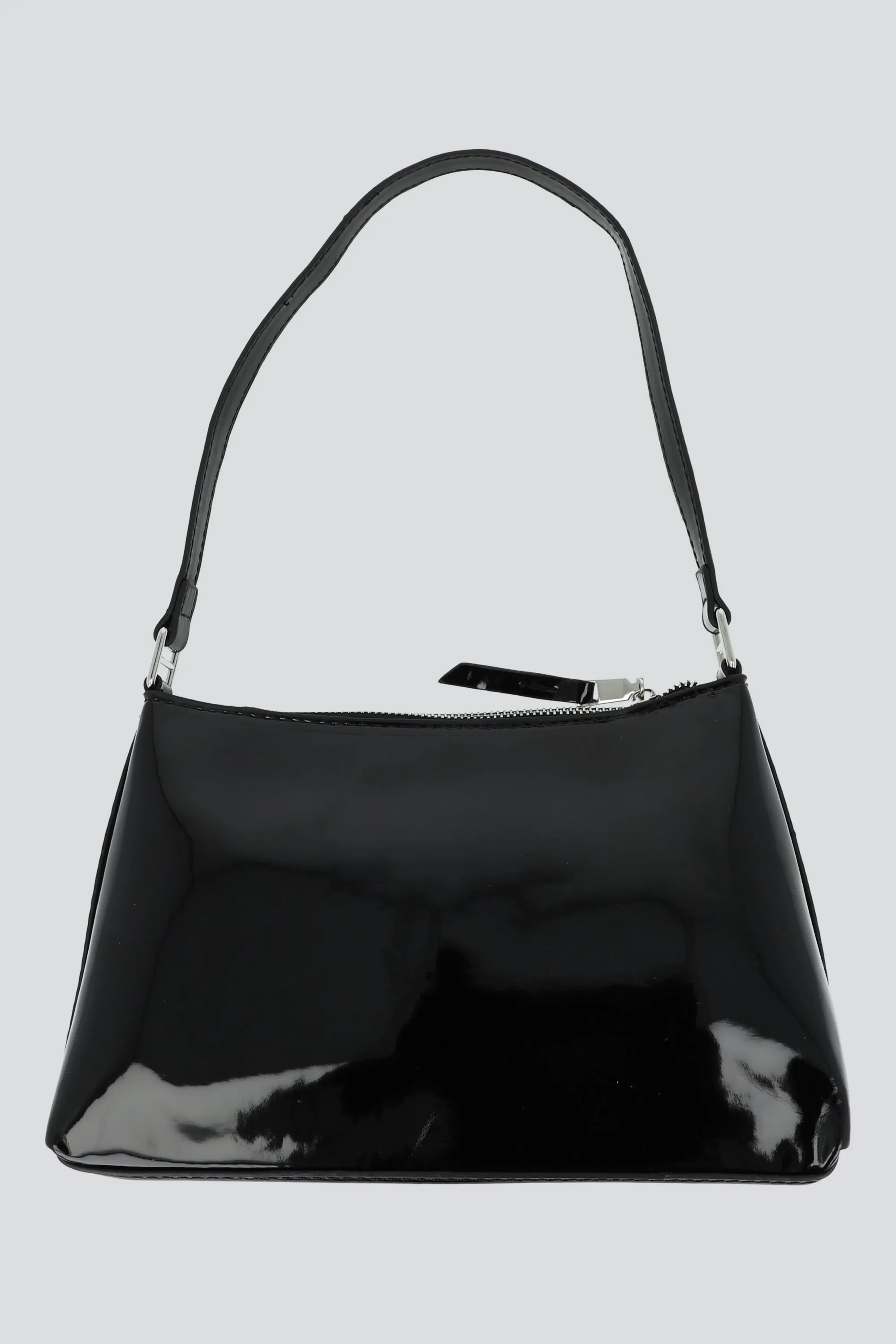 Bolsa baguette charol sold by Shasa