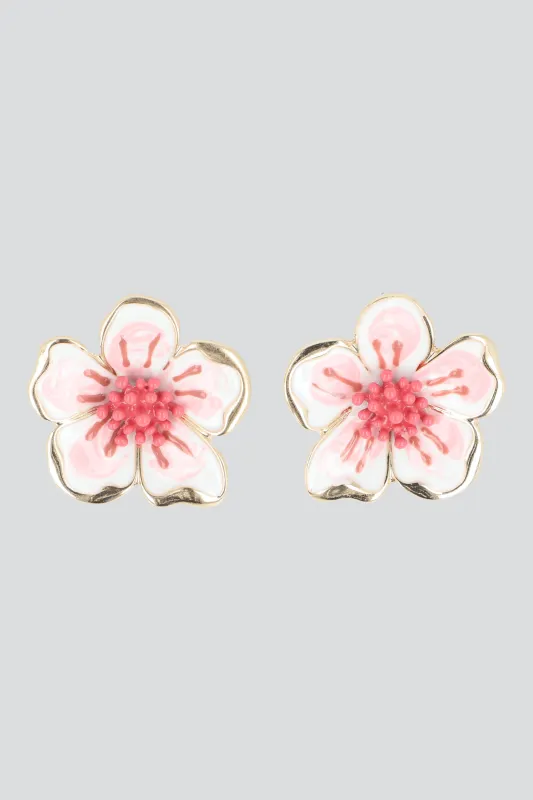 ARETES FLOR METALICA ESMALTADA sold by Shasa