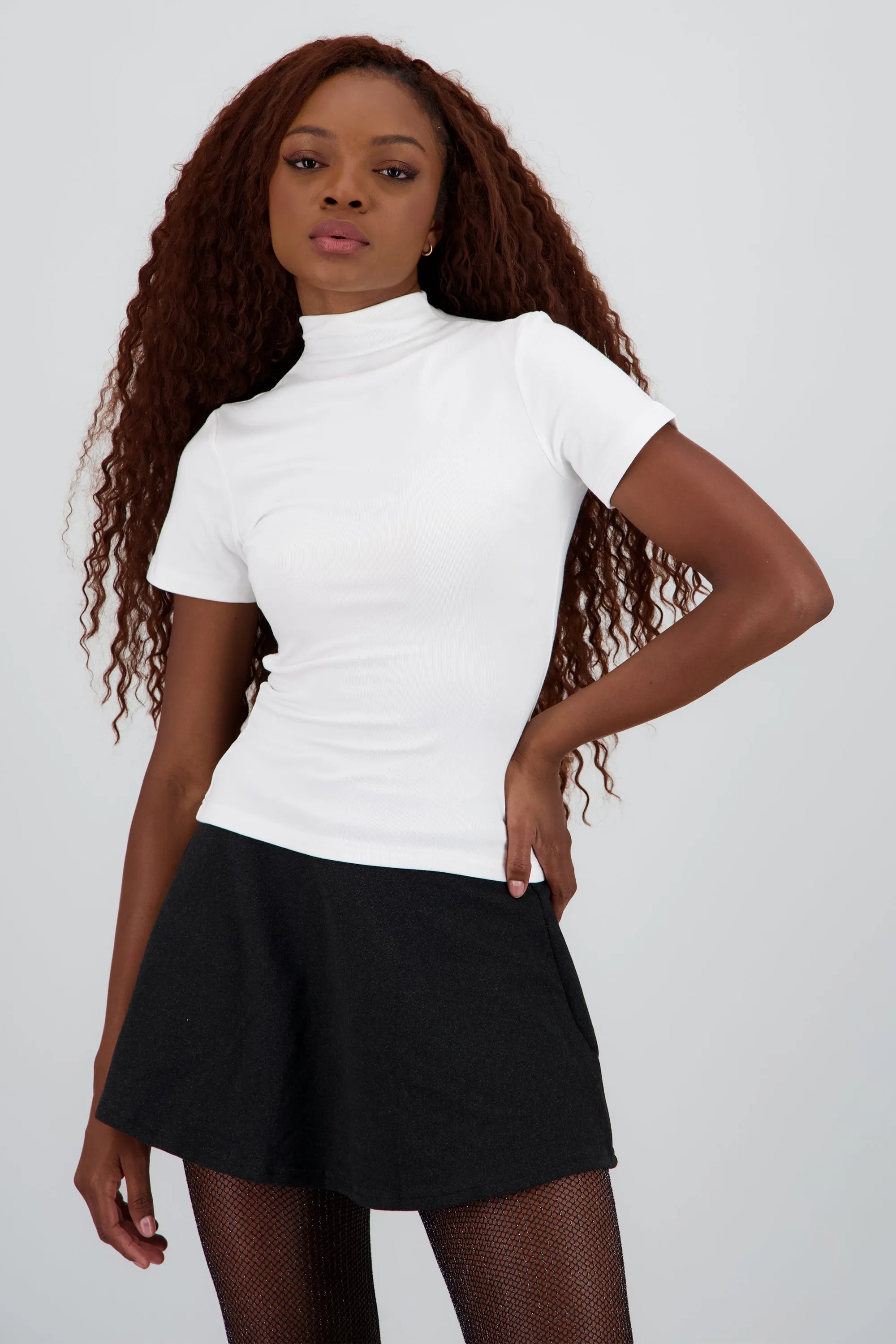 Top manga corta liso cuello alto sold by Shasa product image thumbnail 2