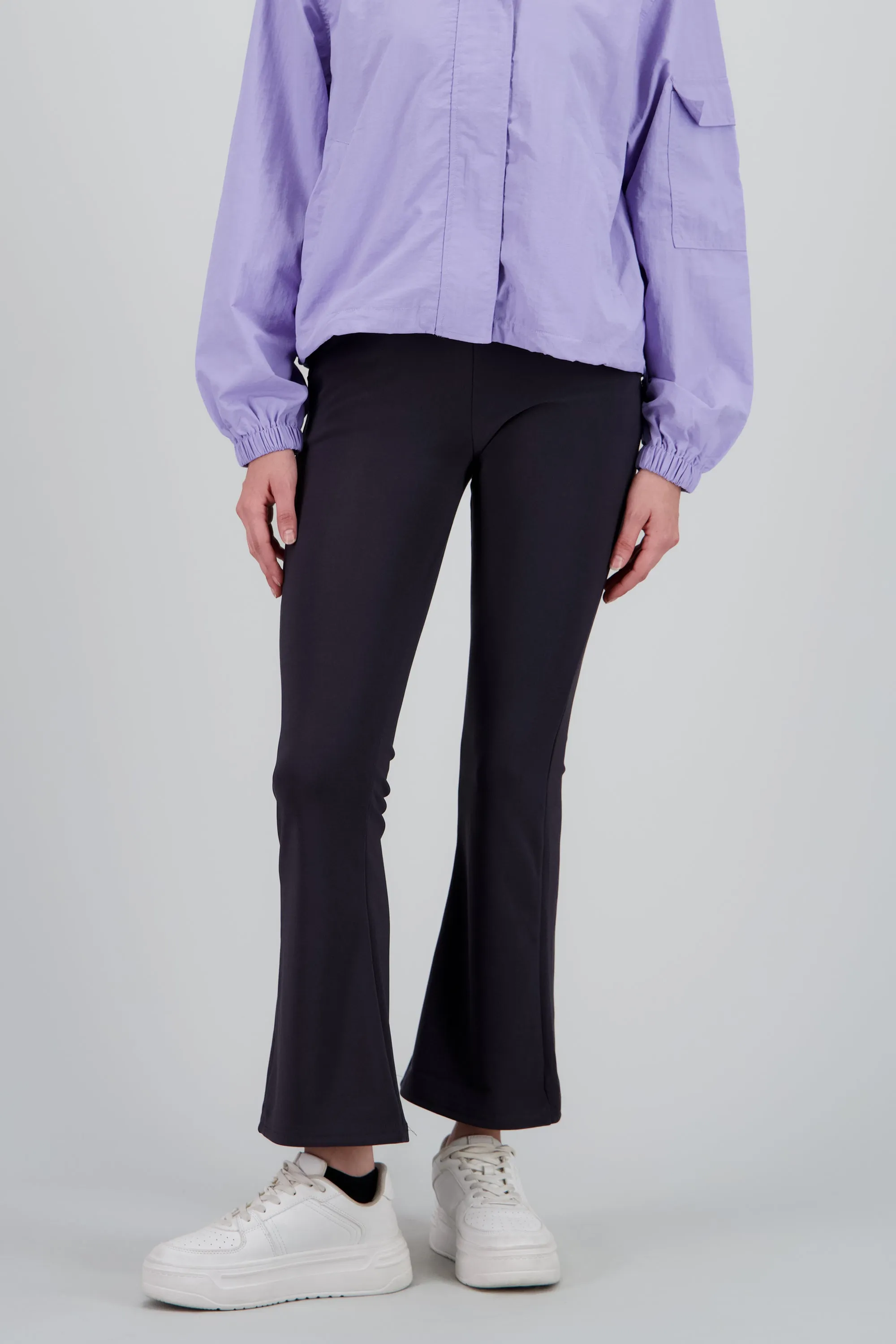 Pantalon liso flare sold by Shasa product image thumbnail 2