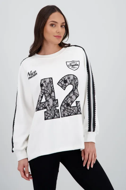 Sudadera numero encaje contrastes sold by Shasa