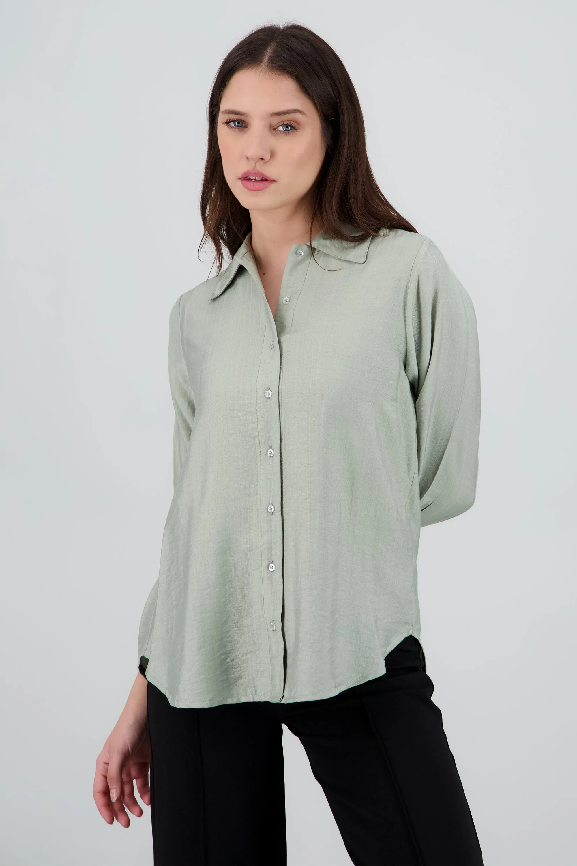 Camisa amplia lisa sold by Shasa product image thumbnail 2