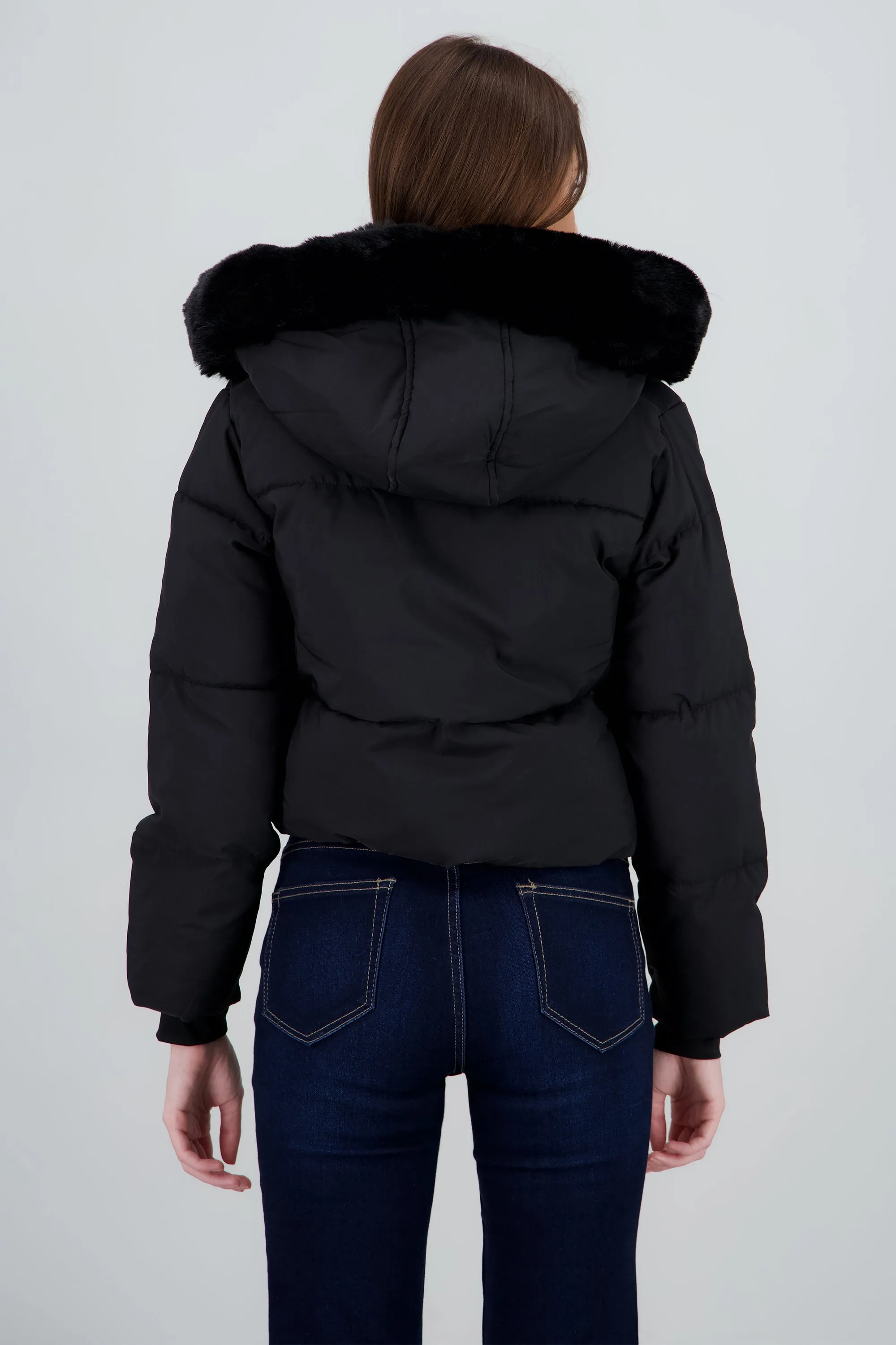 Chamarra corta con gorro peluche sold by Shasa product image thumbnail 4