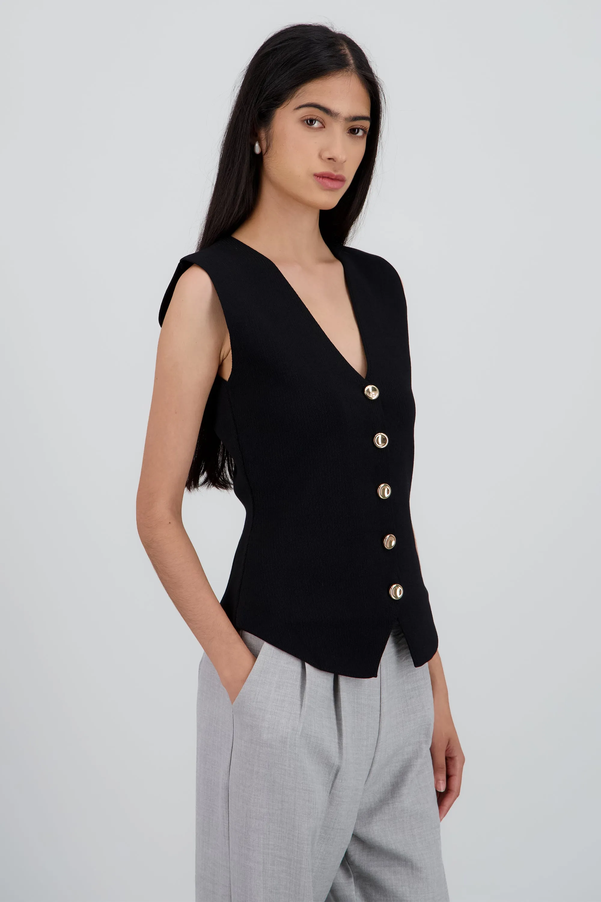 Top tipo chaleco tejido detalle botones sold by Shasa product image thumbnail 3