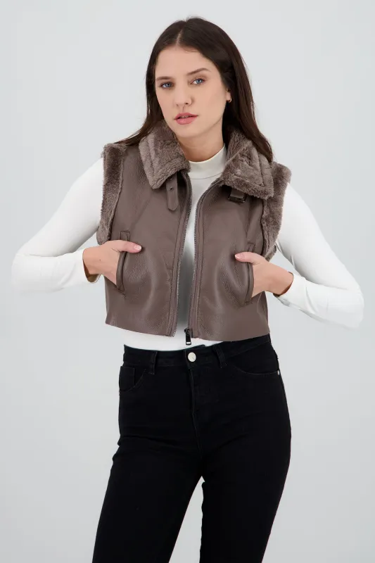 Chaleco PU sherpa sold by Shasa