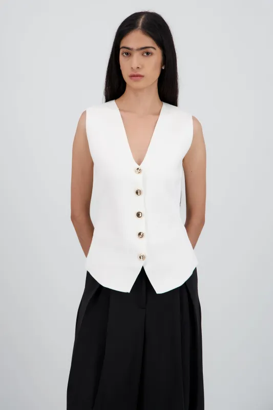 Top tipo chaleco tejido detalle botones sold by Shasa