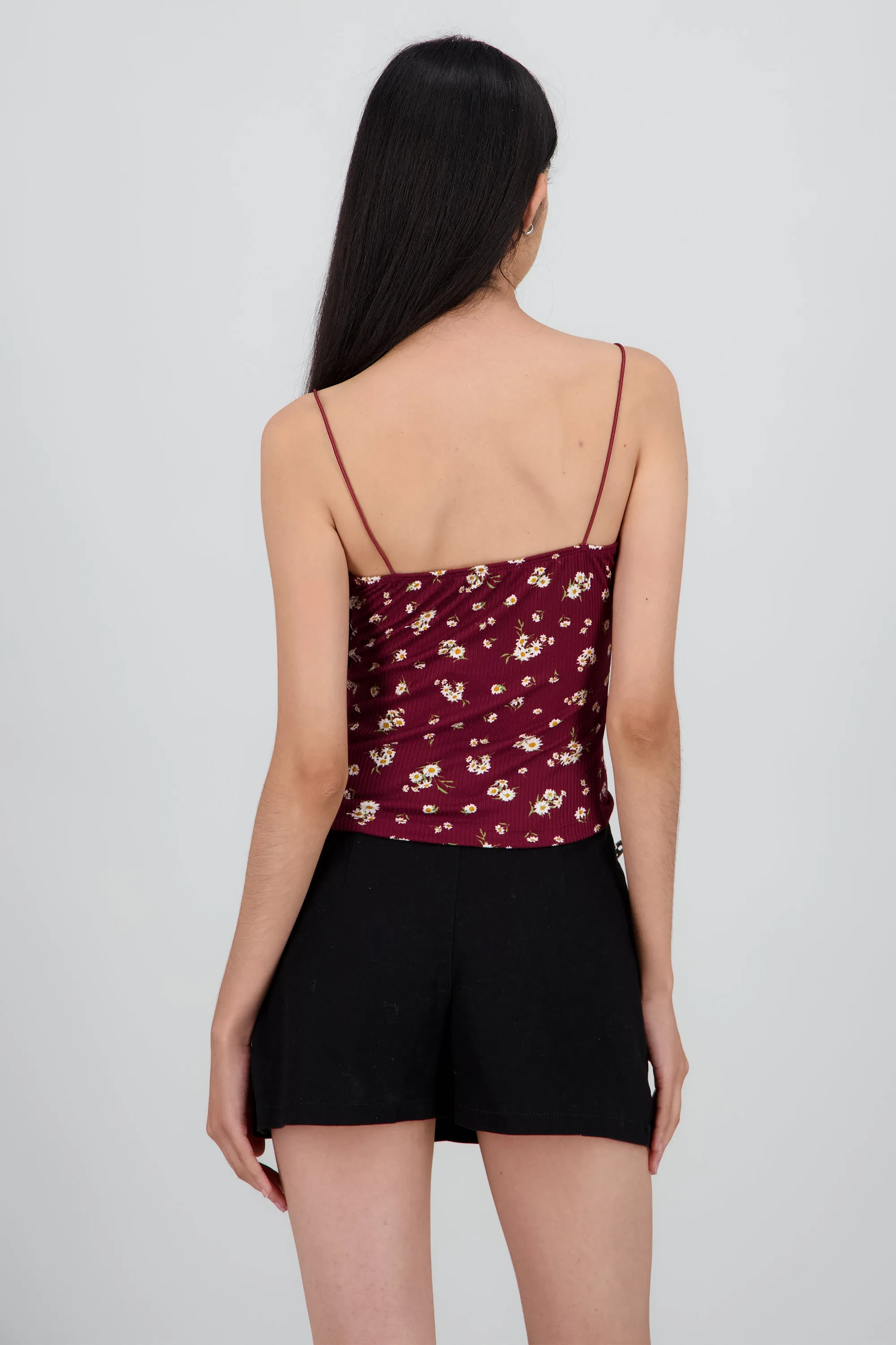 Top estampado flores detalle encaje sold by Shasa product image thumbnail 4