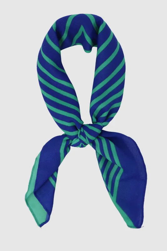 Pañuelo lineas asimetricas sold by Shasa