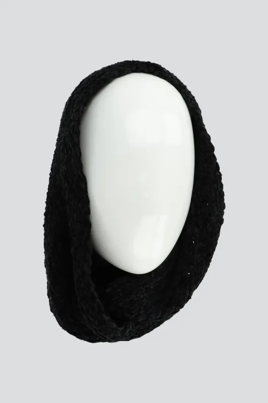 Bufanda cuello sencillo sold by Shasa