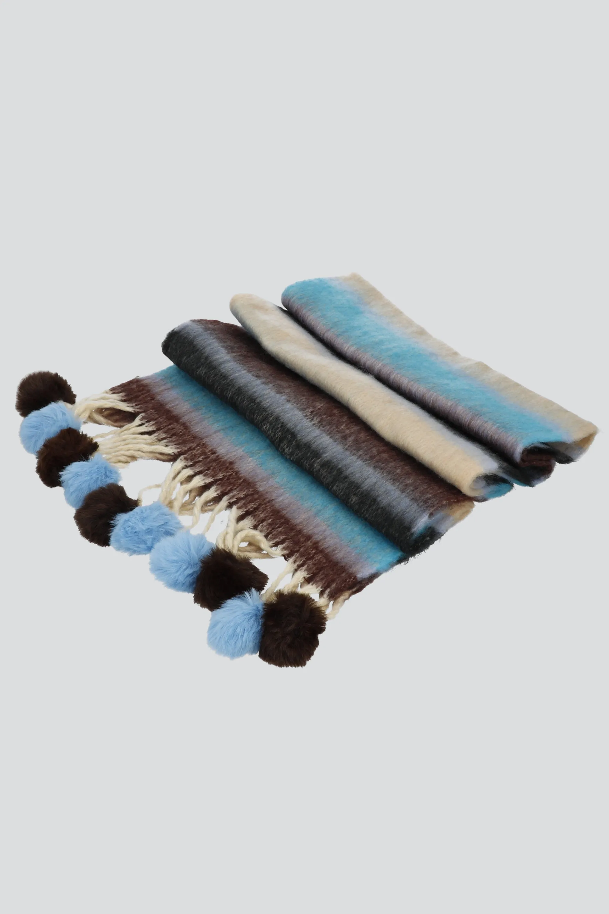 Bufanda colorida flcos pompones sold by Shasa product image thumbnail 4