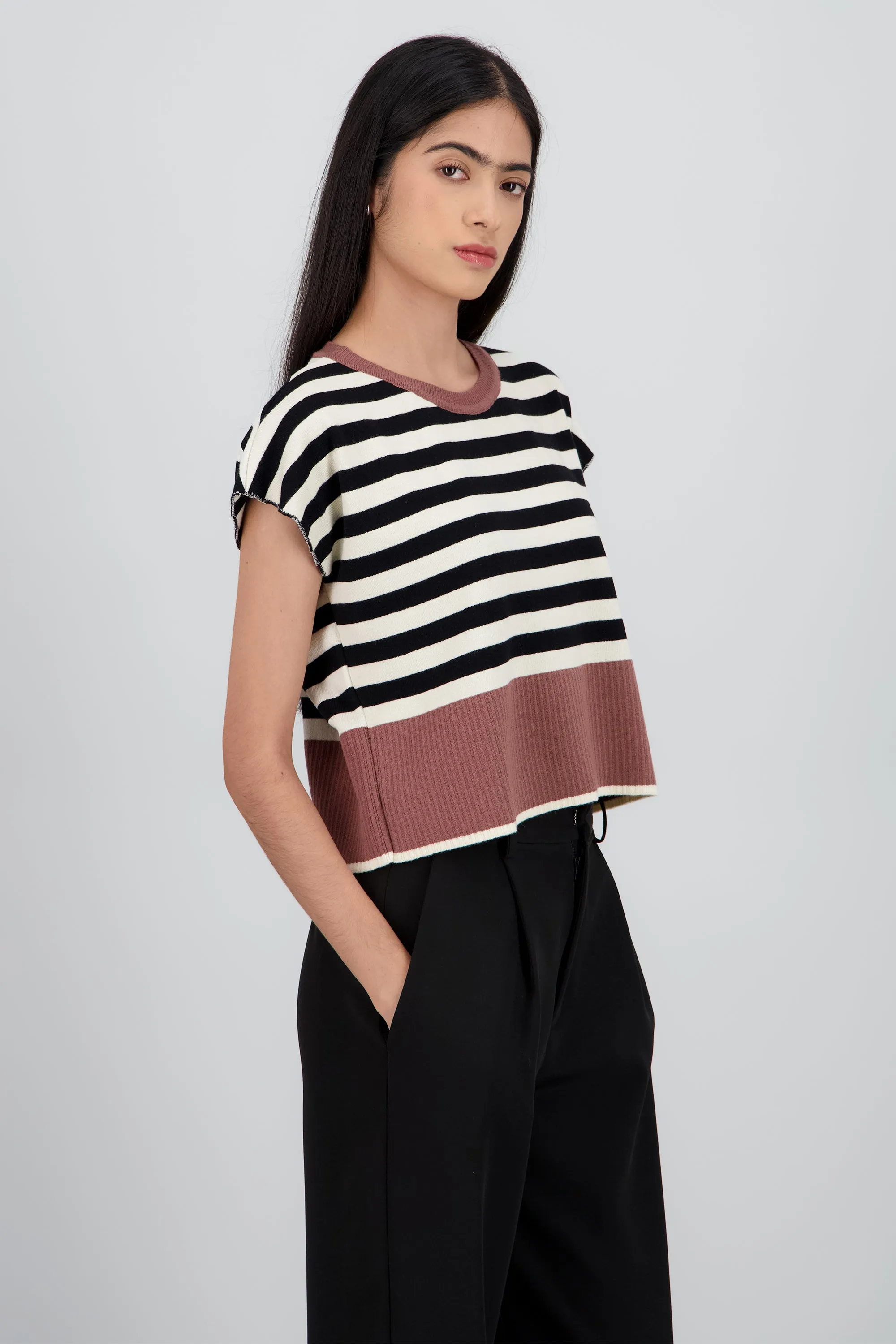 Chaleco rayas sold by Shasa product image thumbnail 3