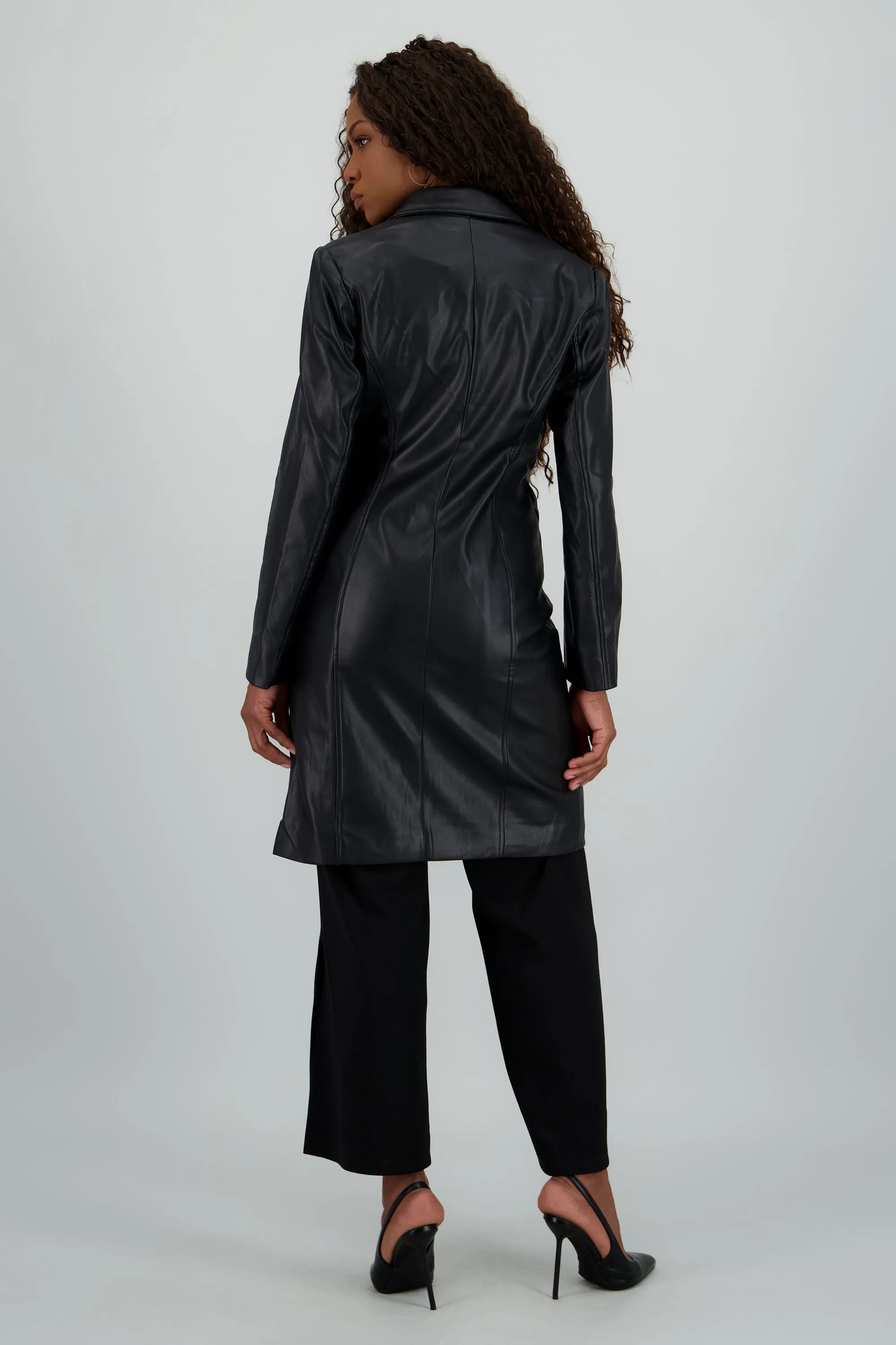 Abrigo efecto piel largo sold by Shasa product image thumbnail 4