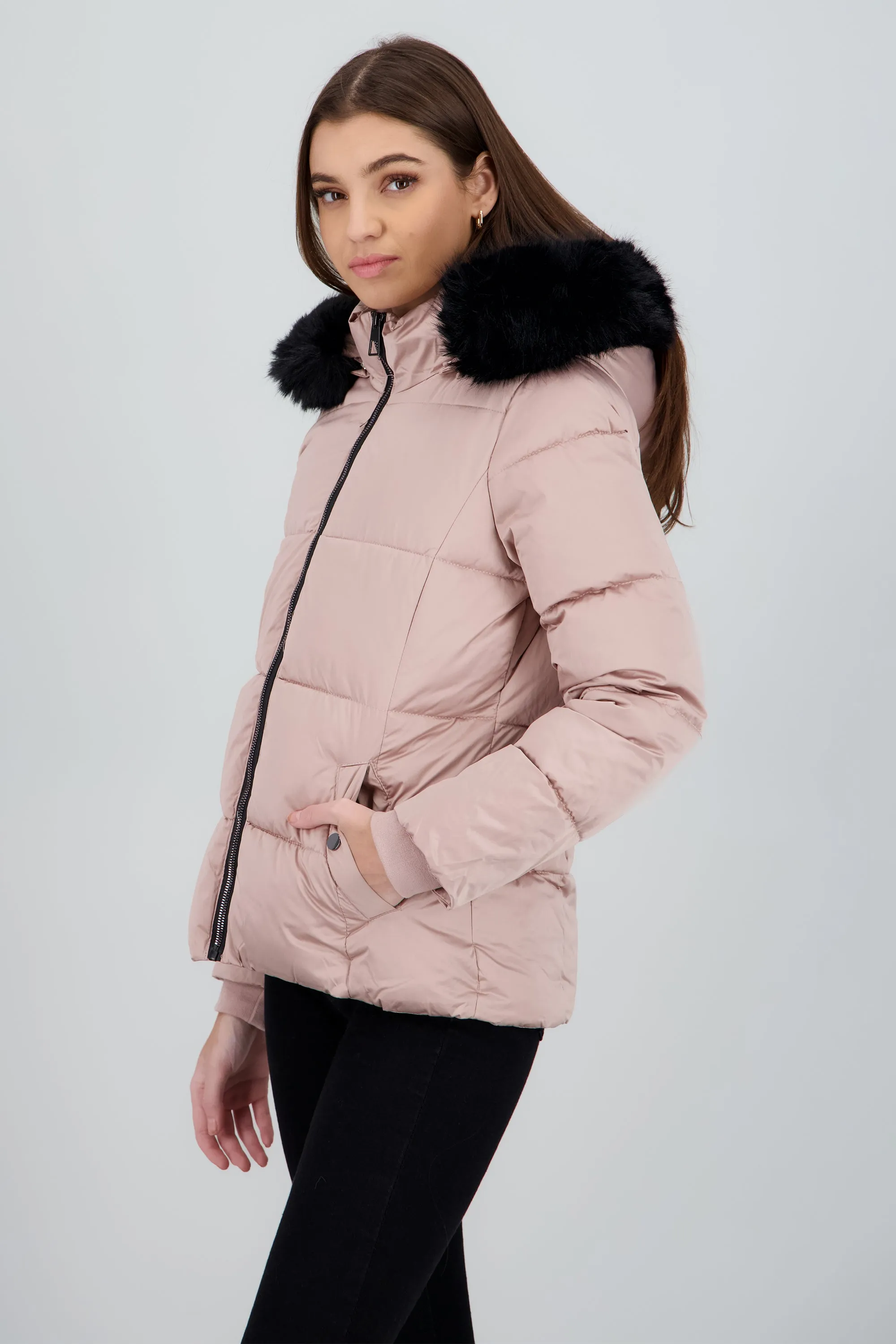 Chamarra satin capitonada con gorro peluche sold by Shasa product image thumbnail 3