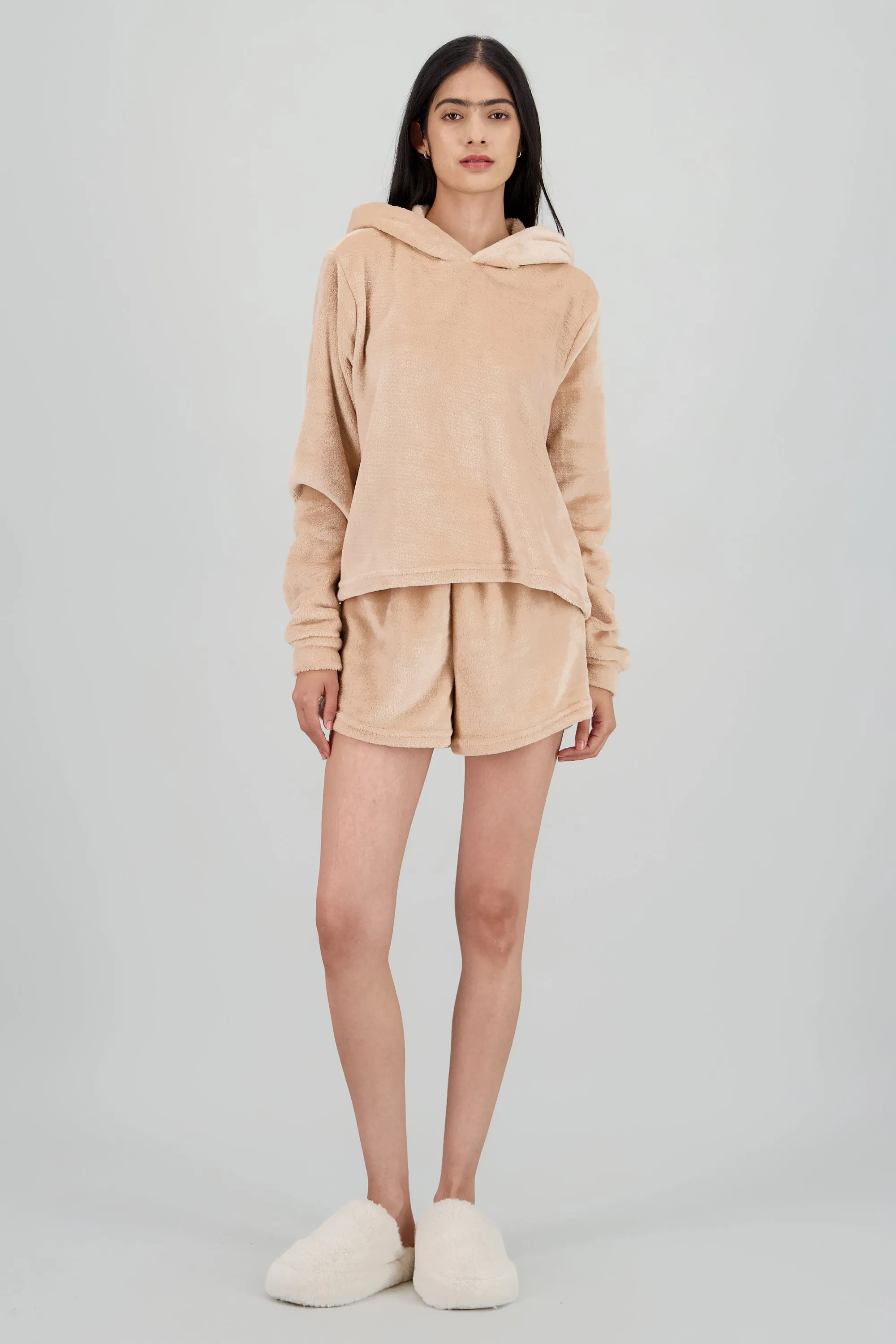 Pijama peluche orejitas sold by Shasa