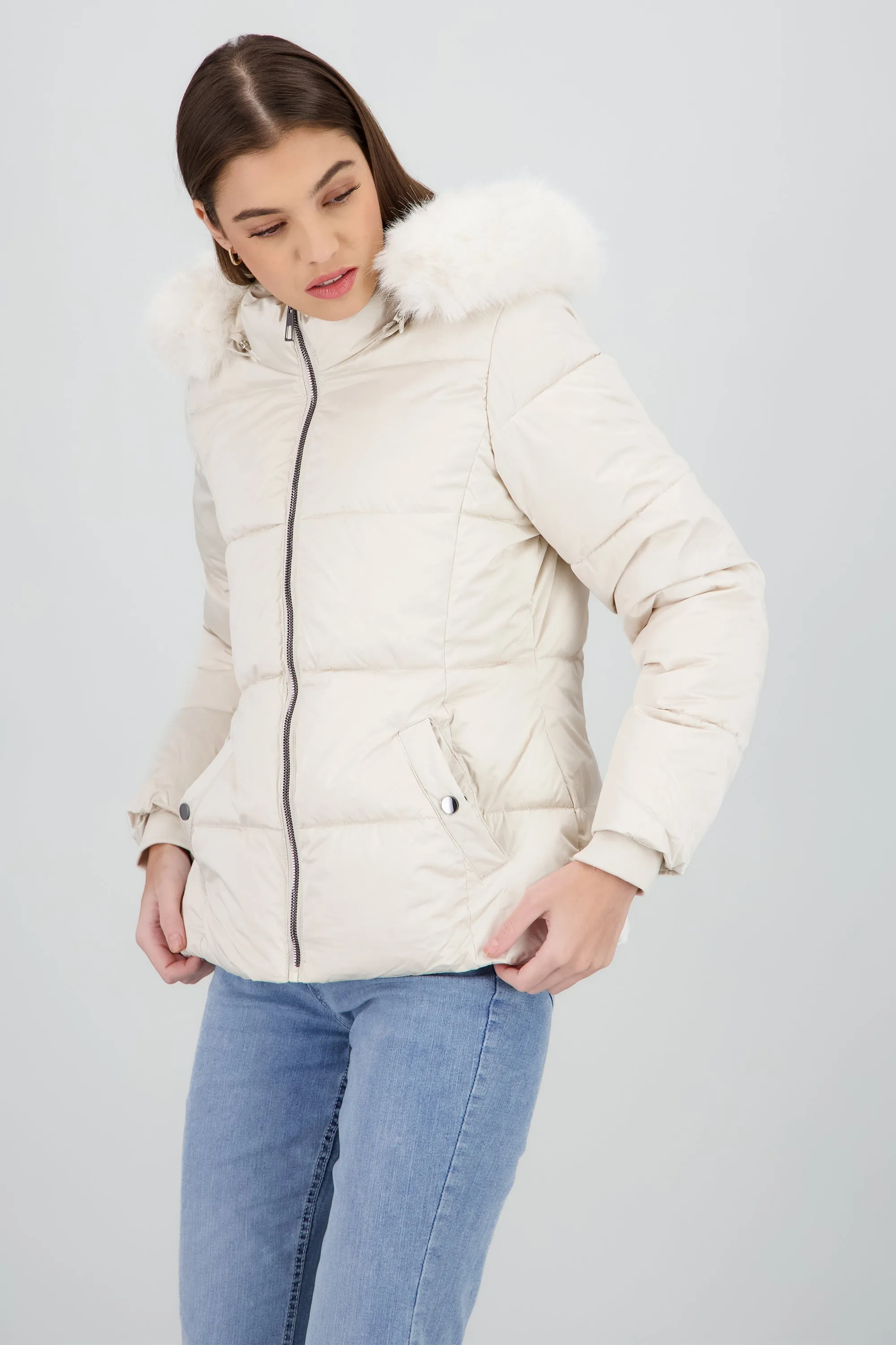 Chamarra satin capitonada con gorro peluche sold by Shasa product image thumbnail 2