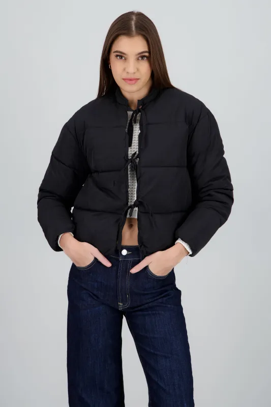 Chamarra capitonada lazos al centro sold by Shasa