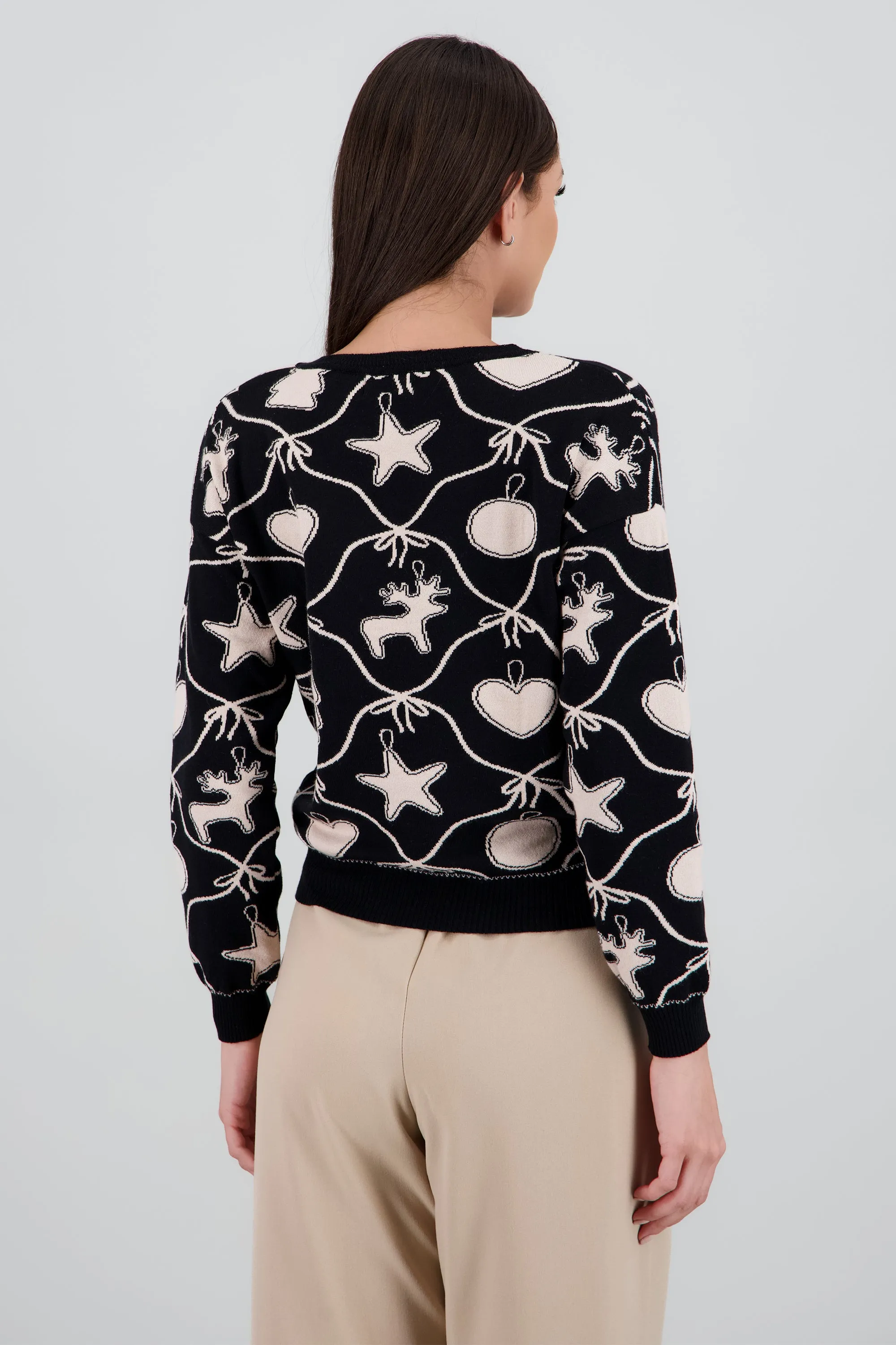 Sueter esferas navidad sold by Shasa product image thumbnail 4