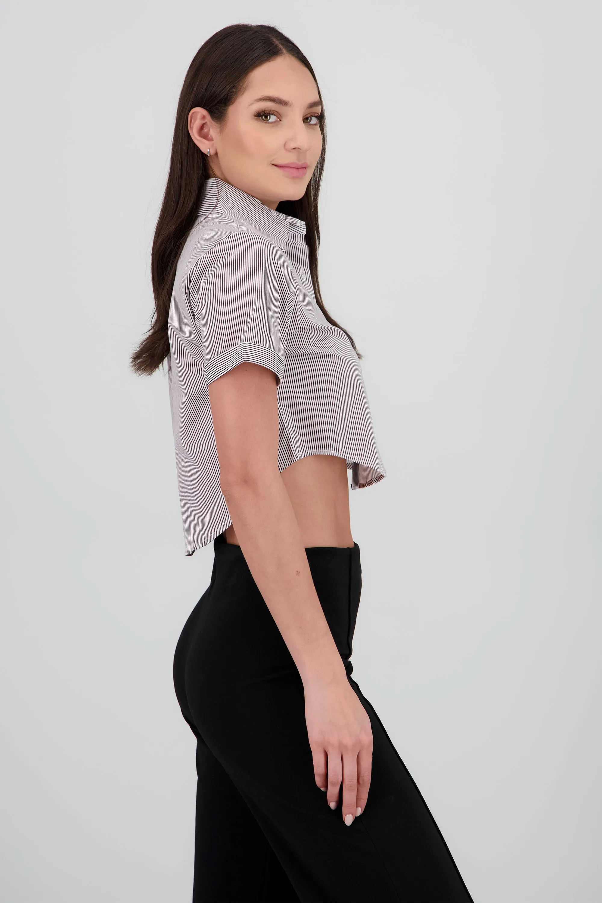 Camisa crop manga corta sold by Shasa product image thumbnail 3