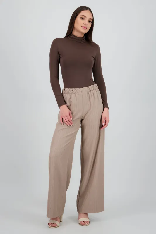 Pantalon de vestir fluido rayas diplomaticas sold by Shasa