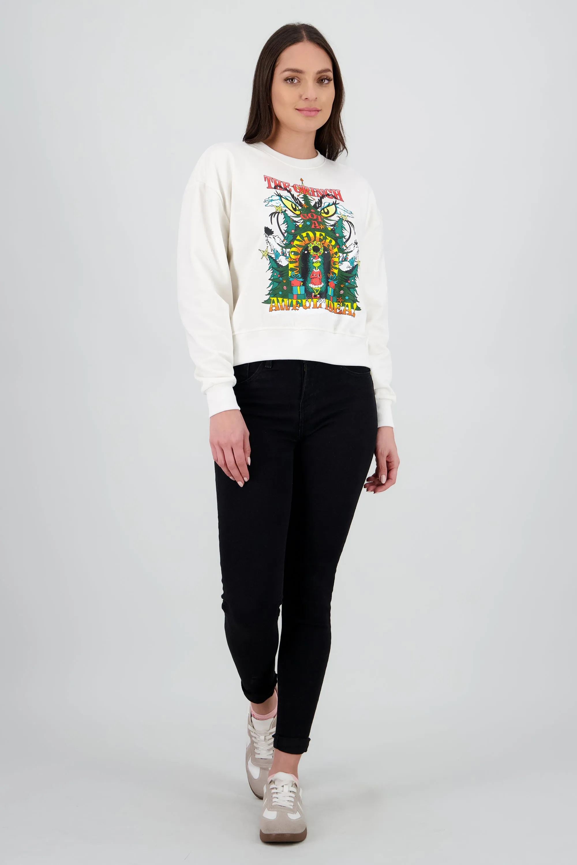 Sudadera grinch chimenea sold by Shasa