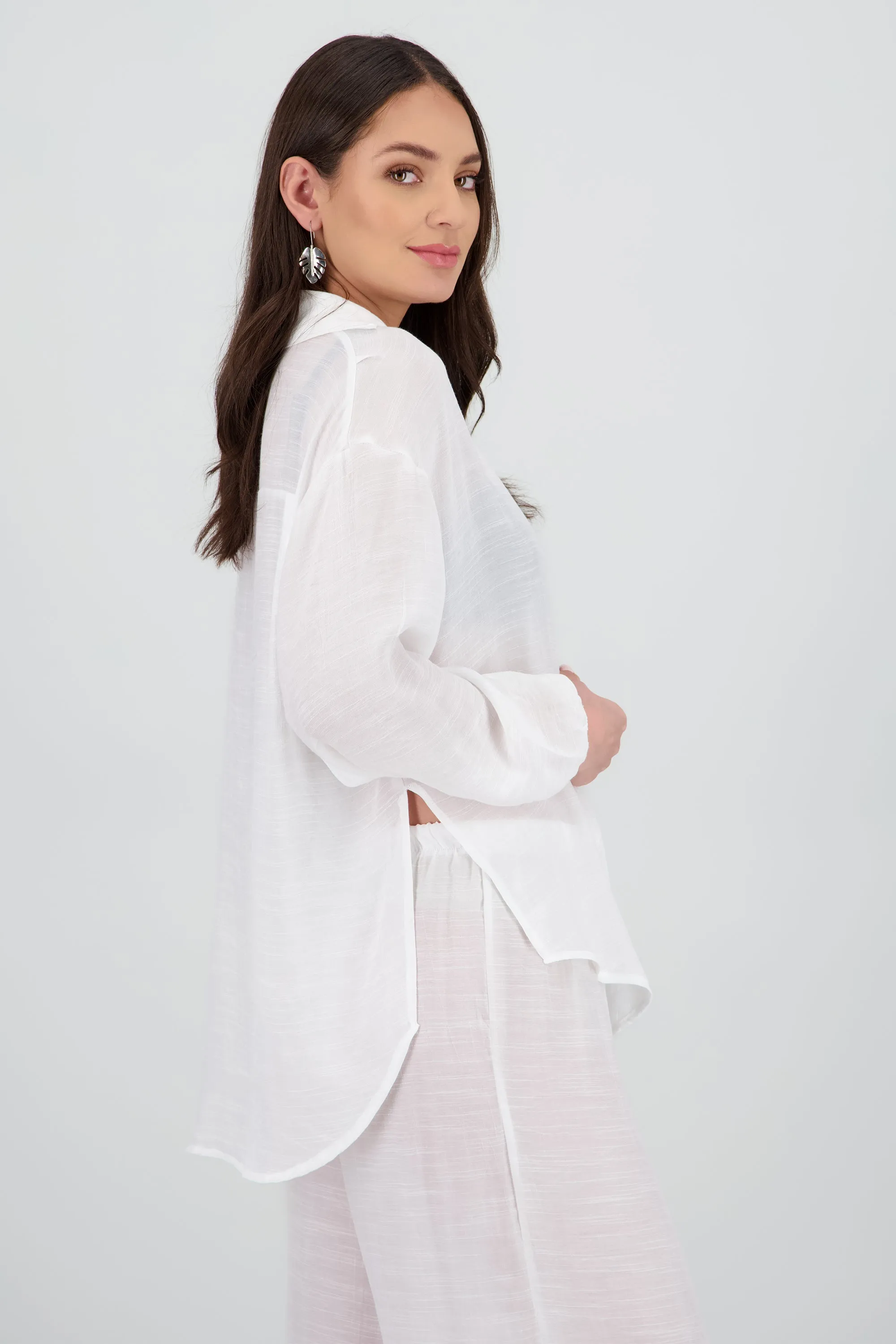 Camisa over ligera manga larga sold by Shasa product image thumbnail 3