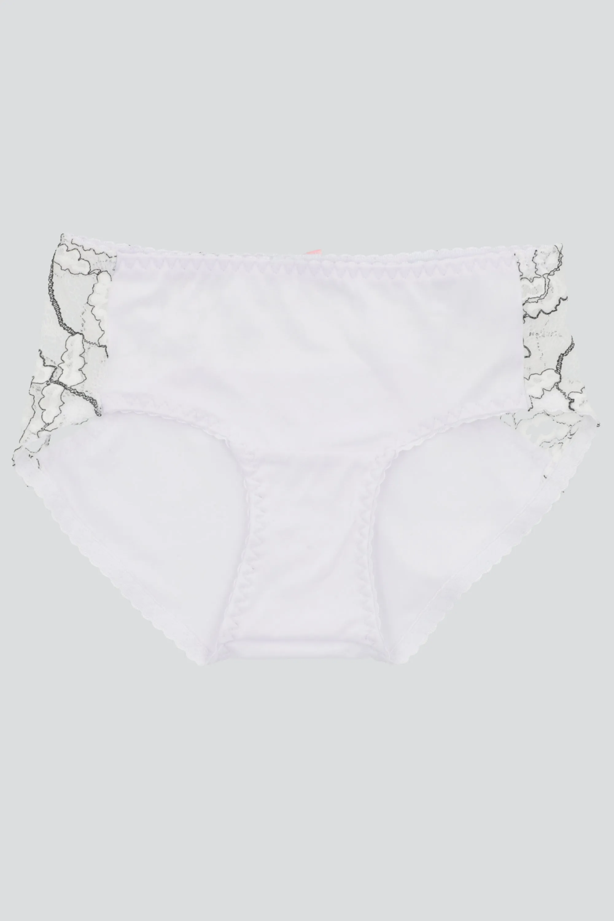 Bikini encaje picueta sold by Shasa