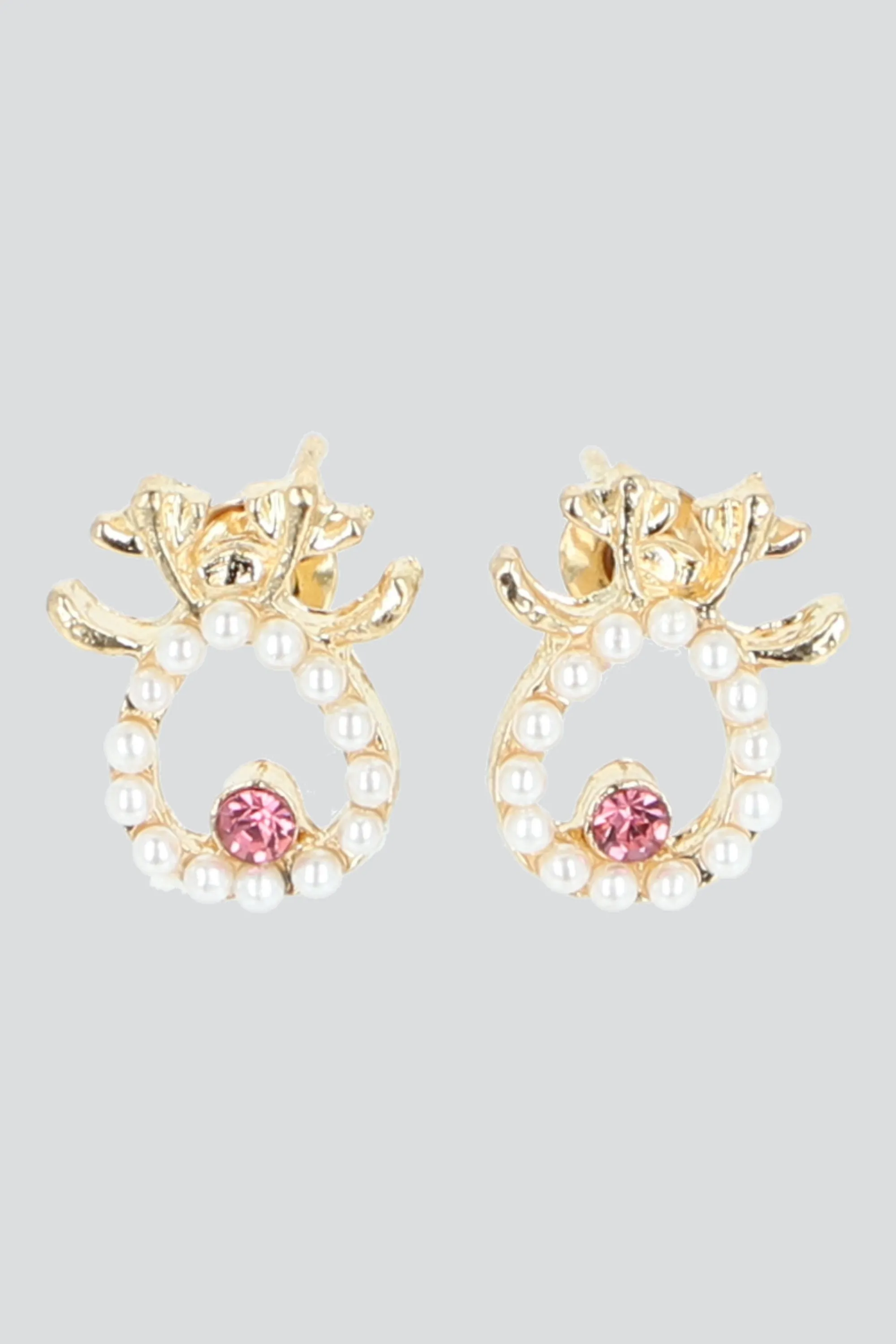 Aretes reno mini perlas sold by Shasa