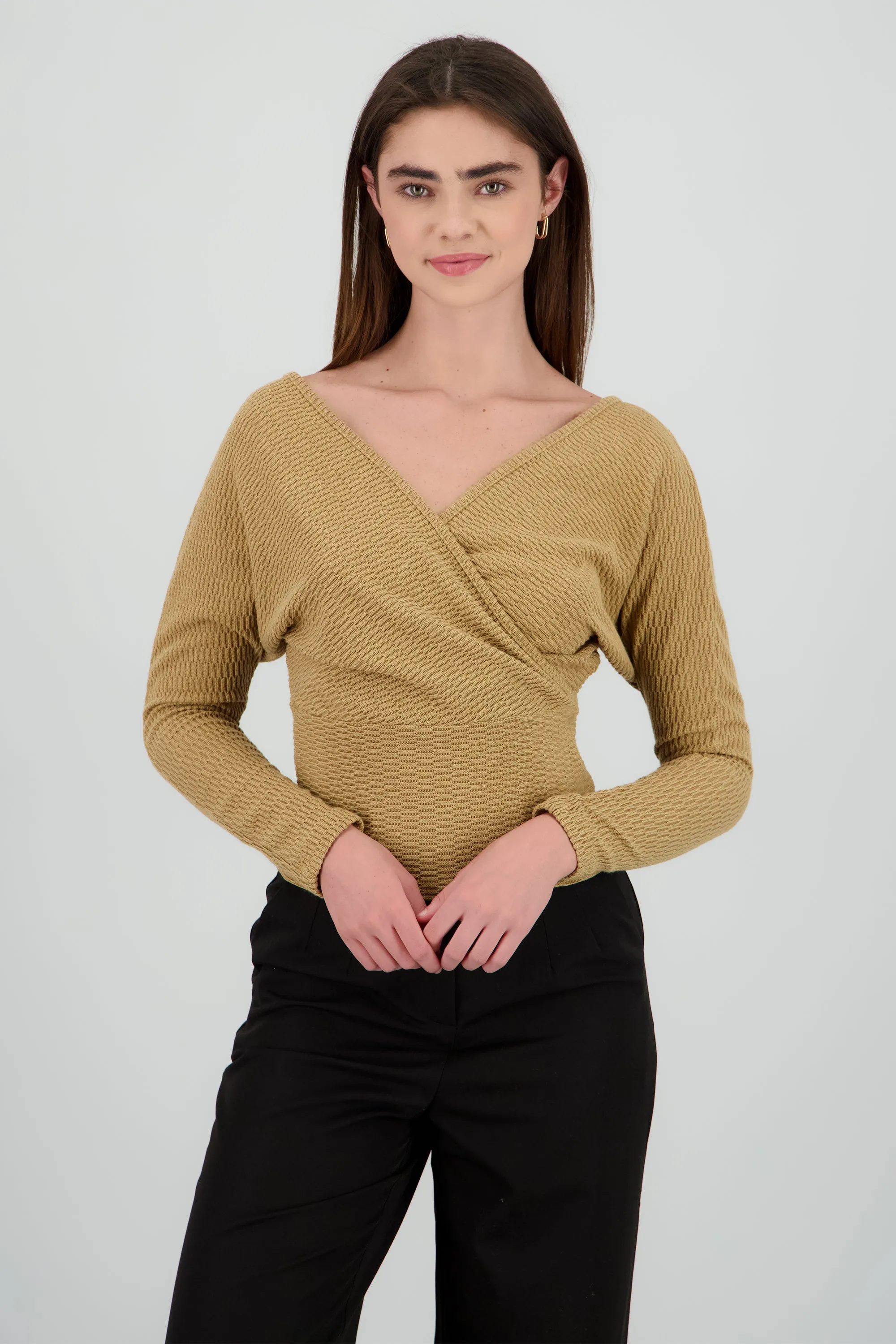 Blusa manga larga escote cruzado sold by Shasa product image thumbnail 2