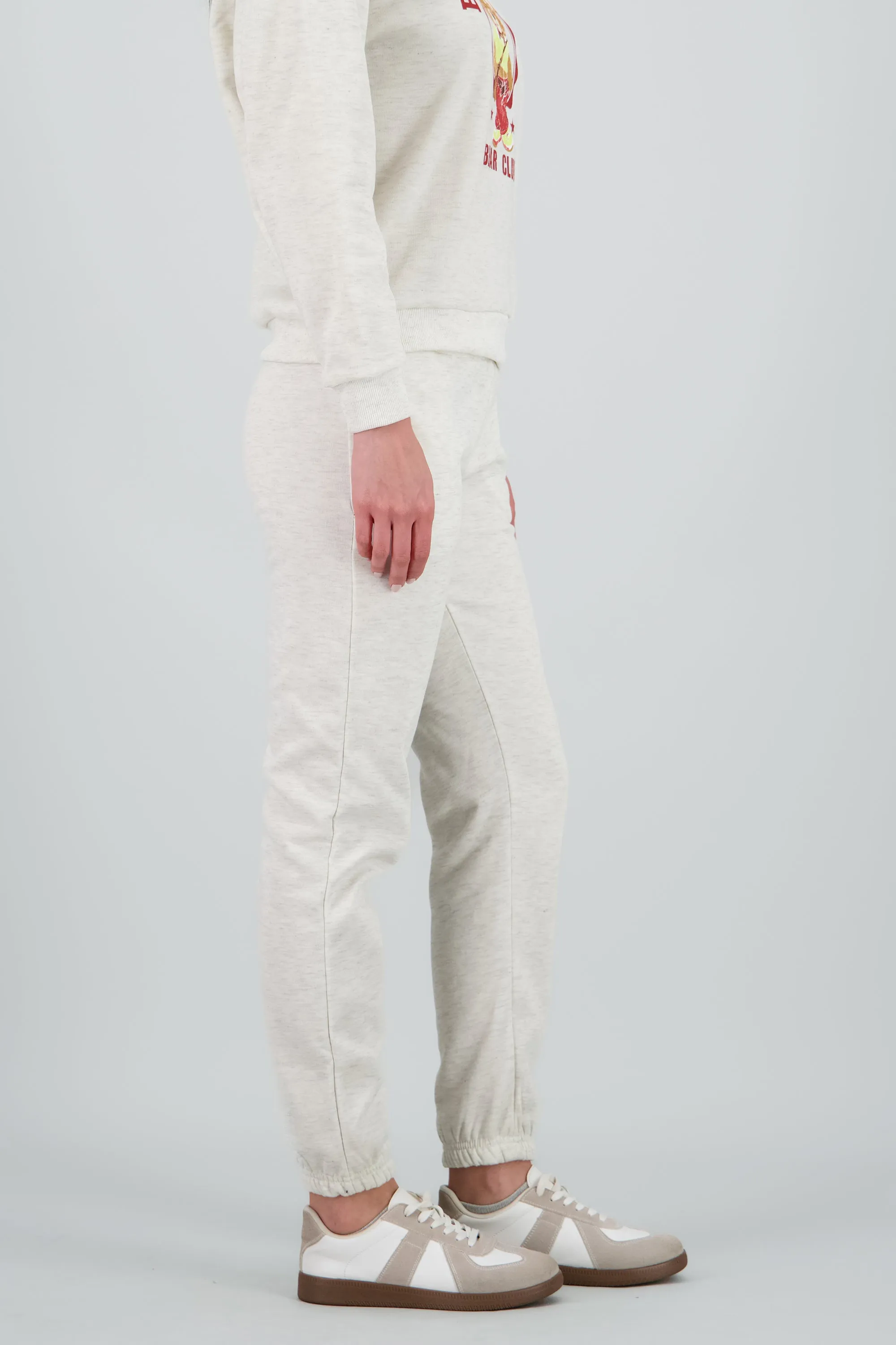 Jogger liso con bolsas sold by Shasa product image thumbnail 3