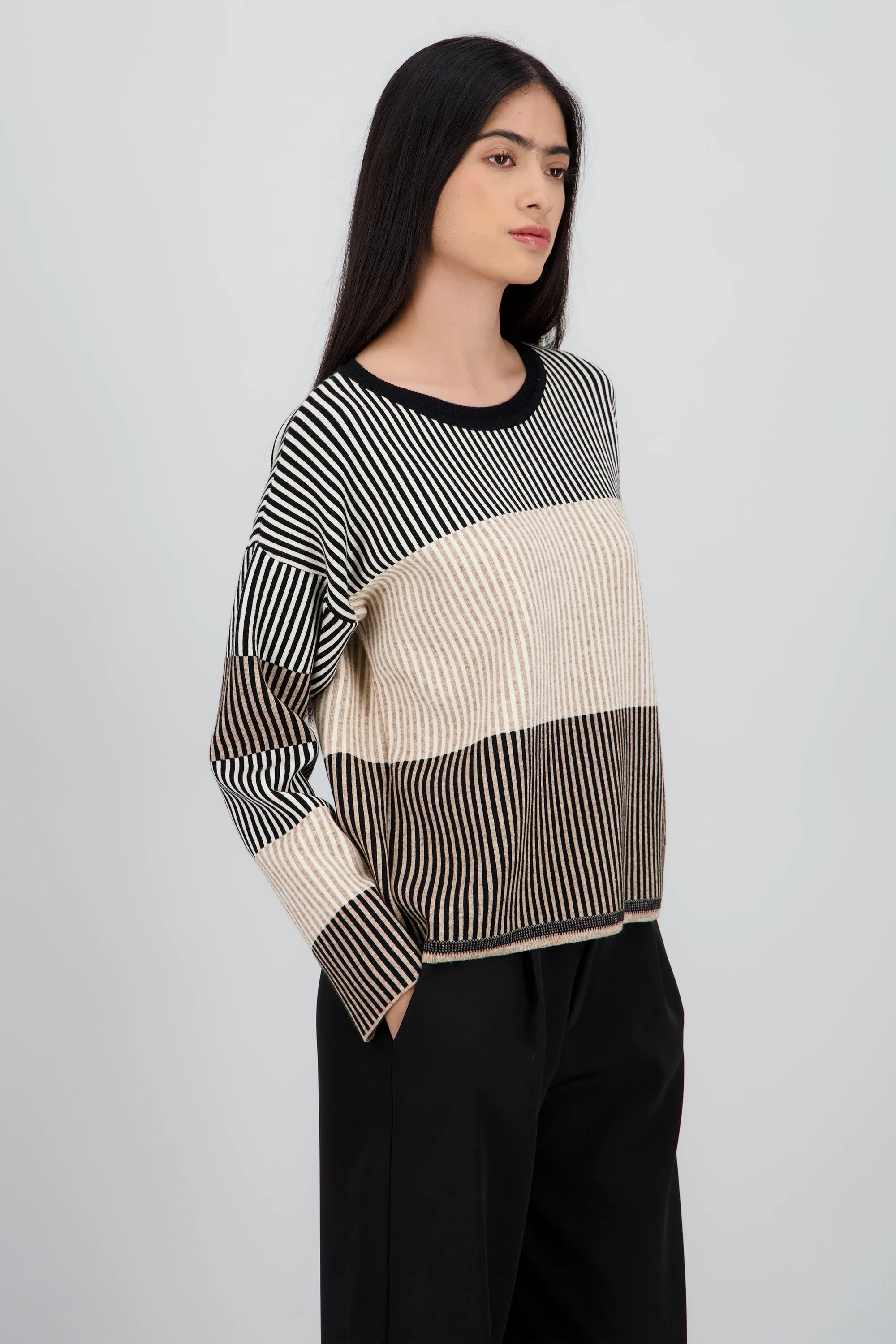 Sueter lineas sold by Shasa product image thumbnail 3