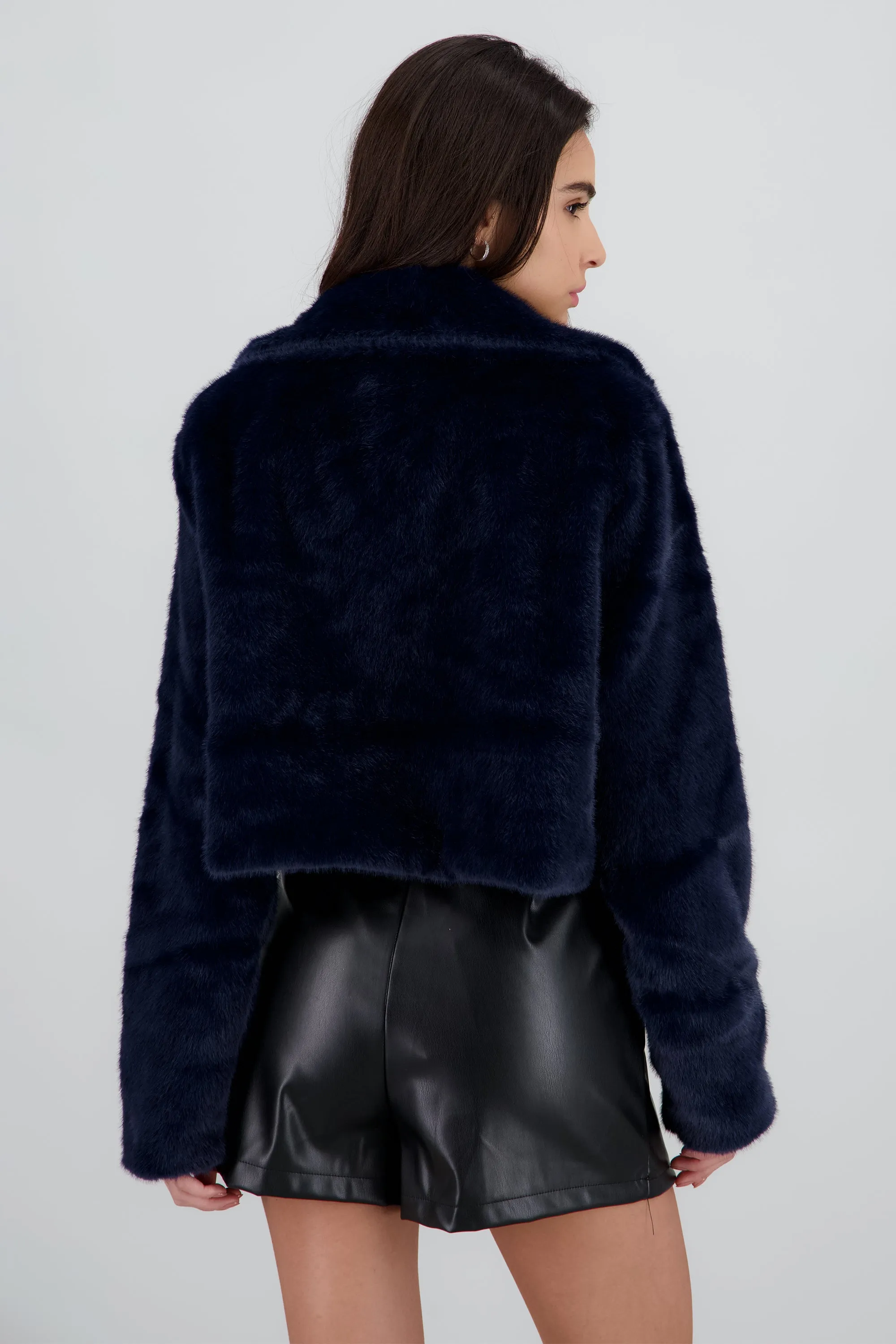 Abrigo corto liso pelo sold by Shasa product image thumbnail 4