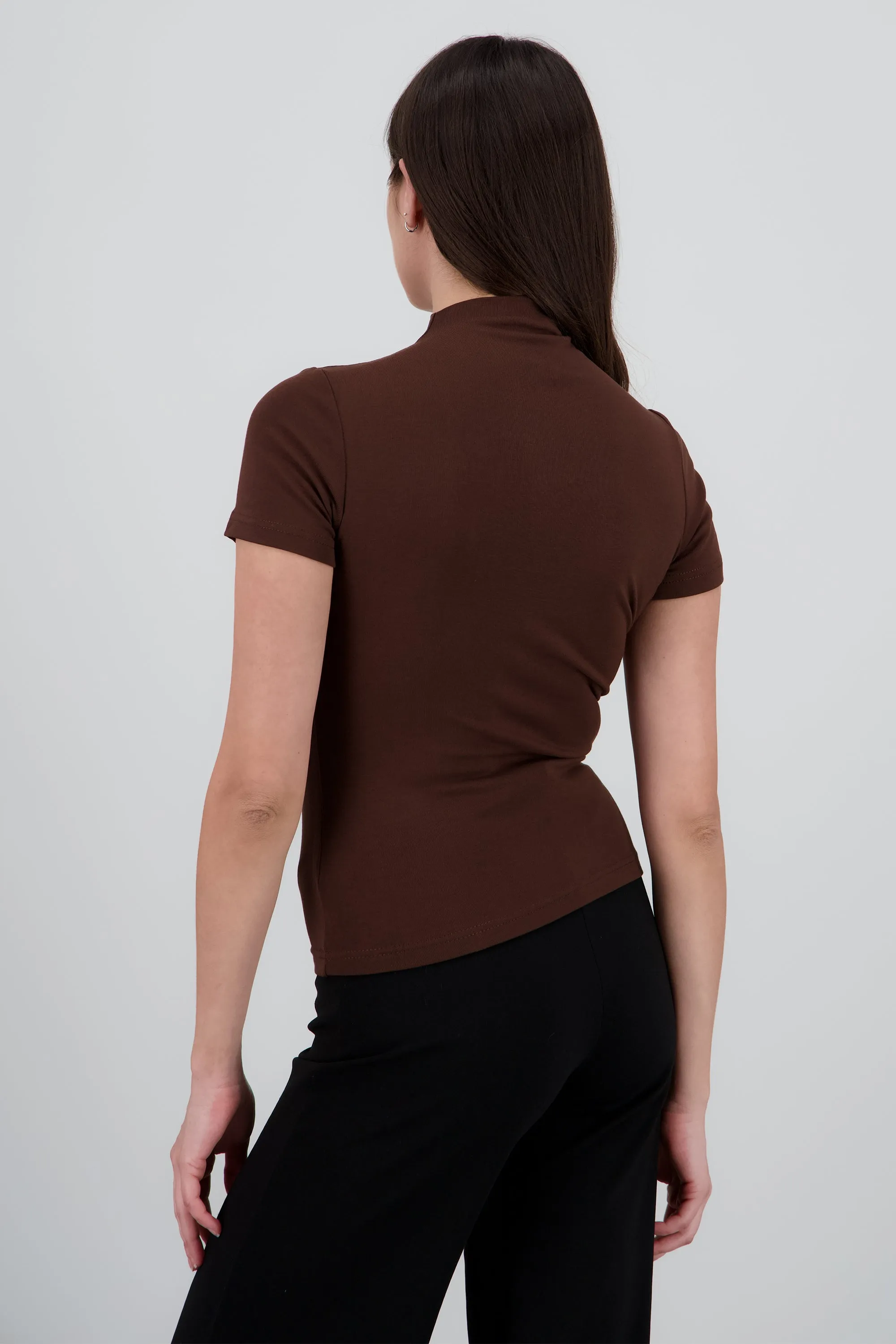 Top manga corta liso cuello alto sold by Shasa product image thumbnail 4