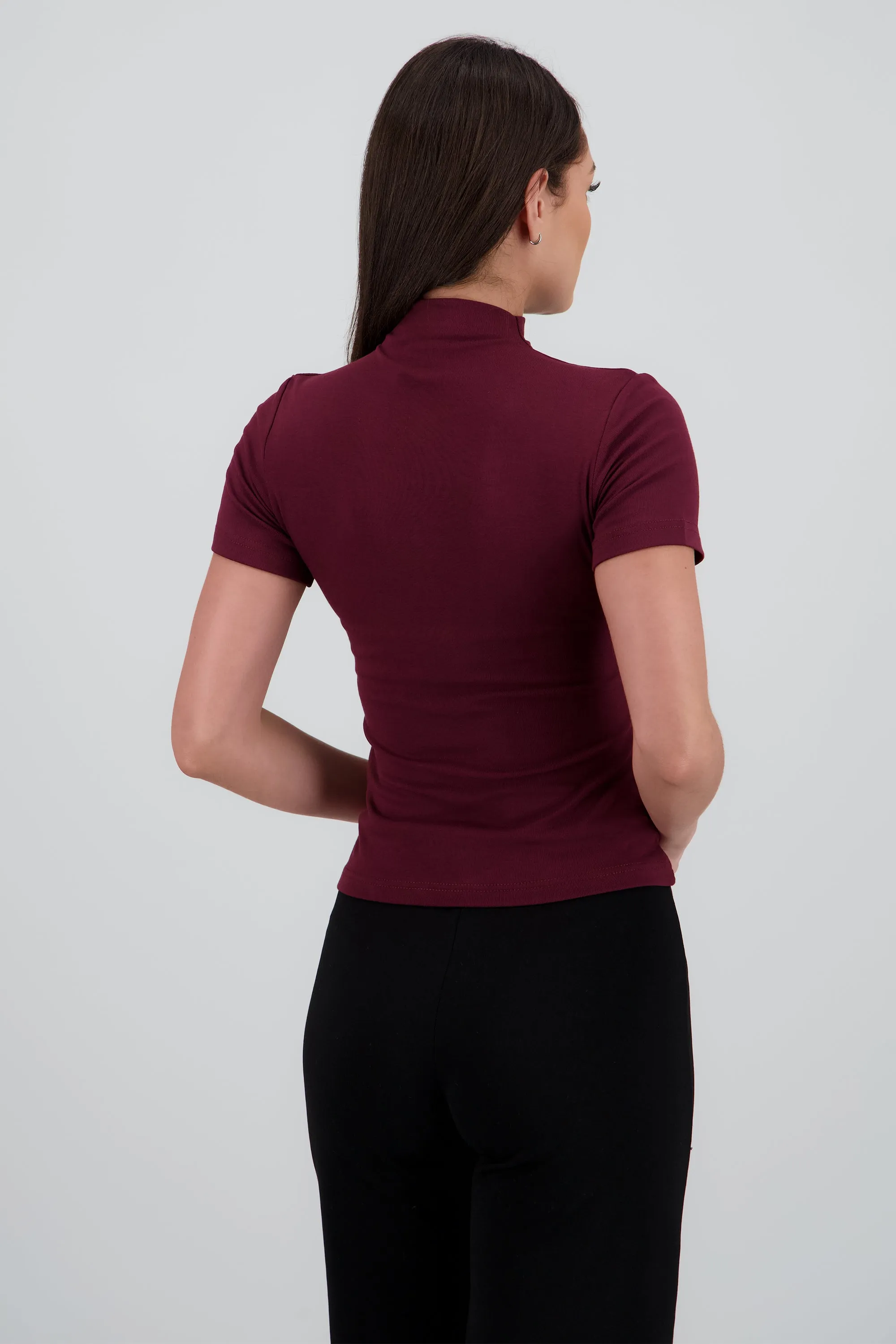 Top manga corta liso cuello alto sold by Shasa product image thumbnail 4