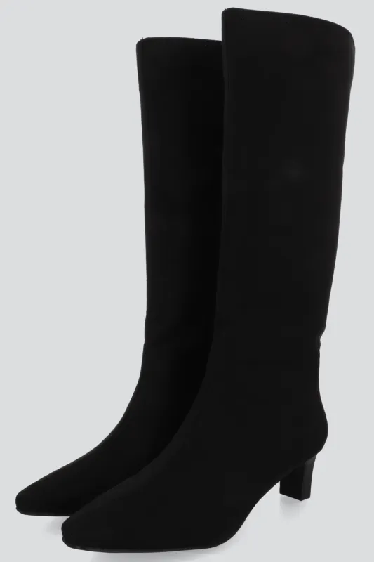 Bota bucket kitten sold by Shasa