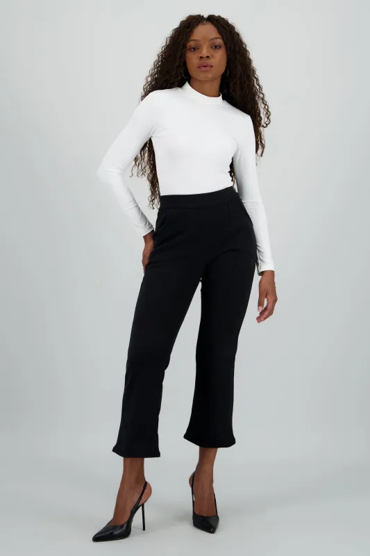 Pantalon liso con fleece sold by Shasa
