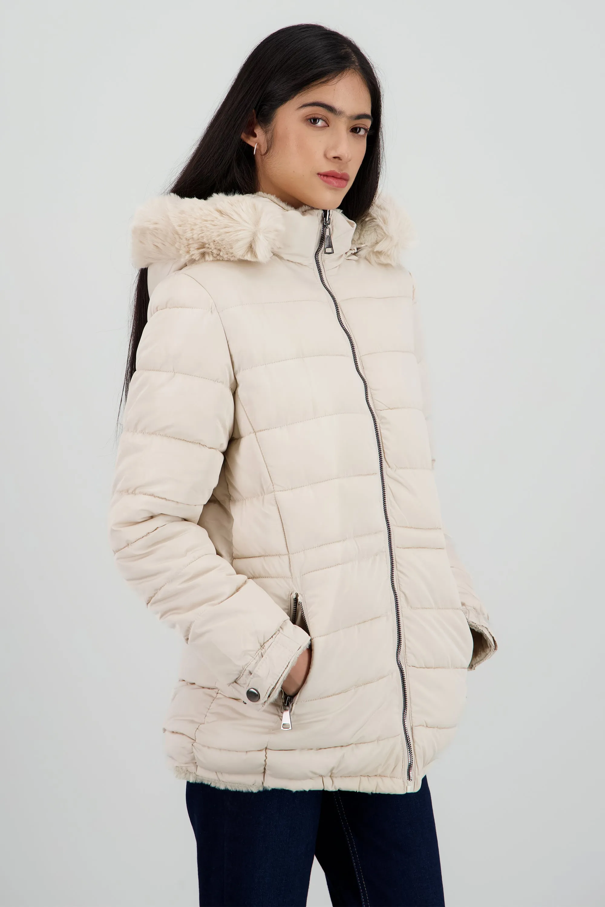 Chamarra reversible con gorro peluche sold by Shasa product image thumbnail 3