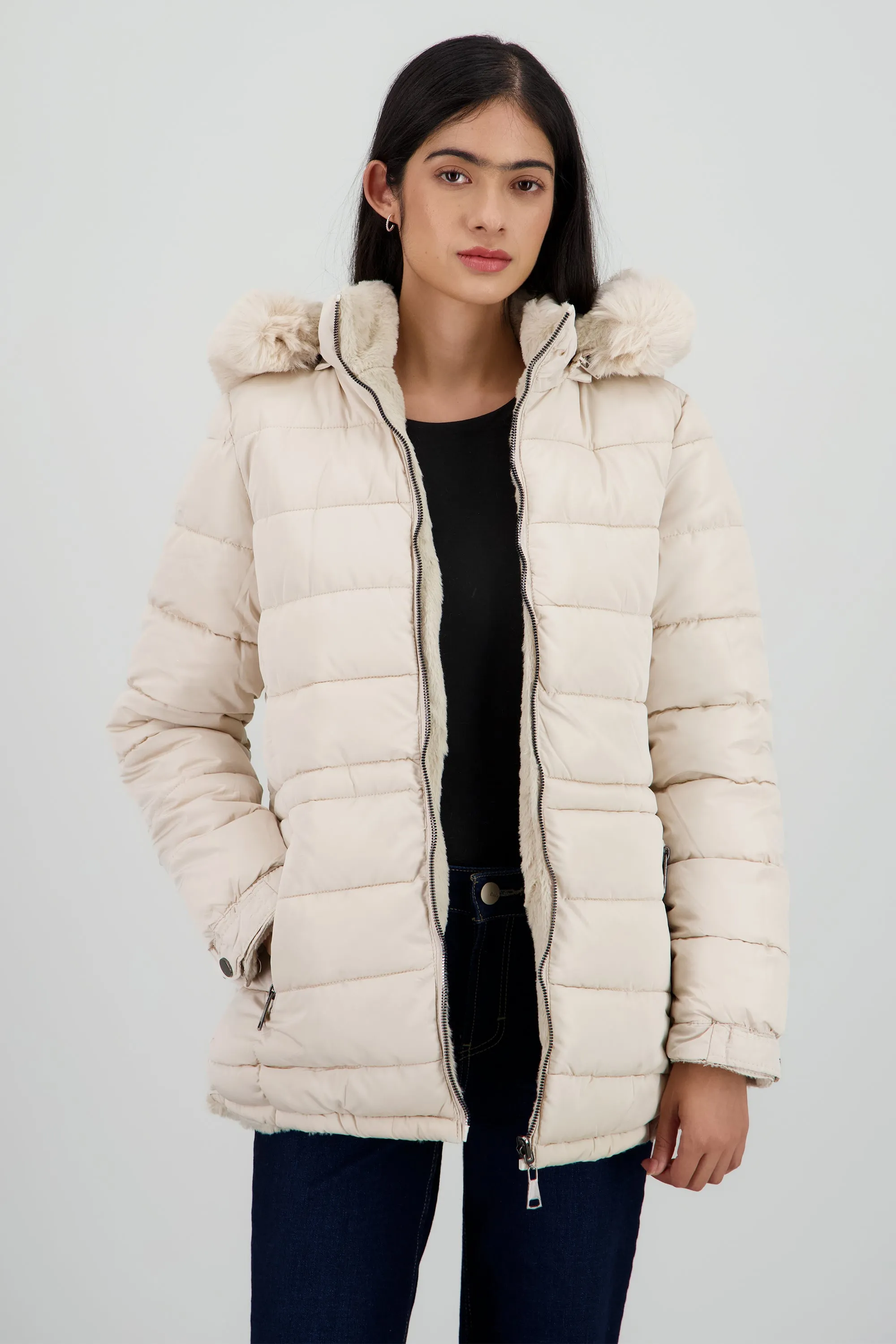 Chamarra reversible con gorro peluche sold by Shasa