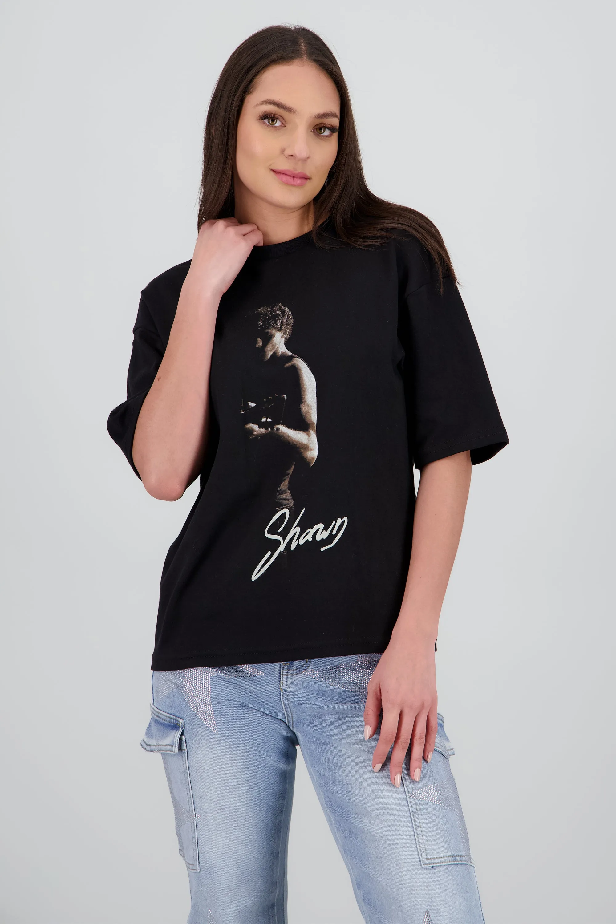 Playera silueta Shawn Mendes sold by Shasa
