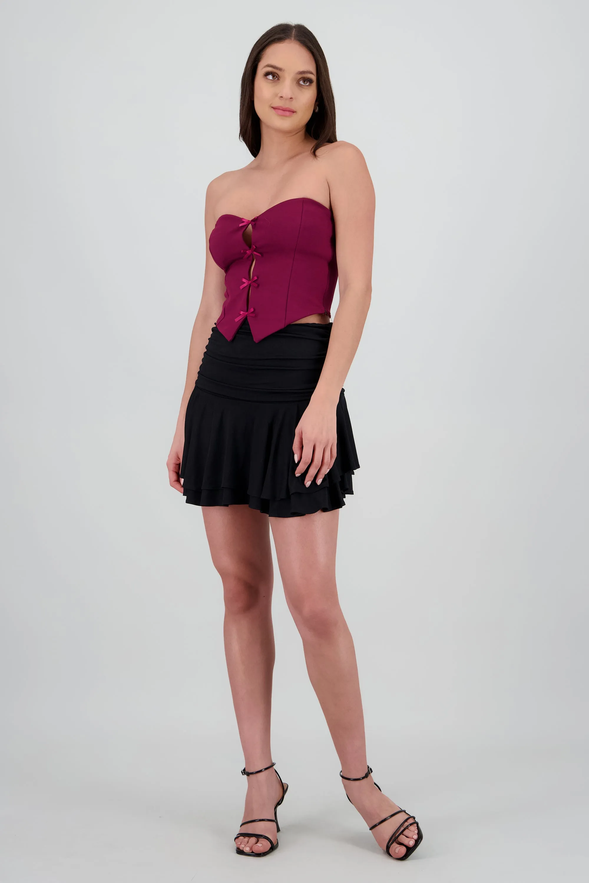 Falda mini drapeada olanes sold by Shasa