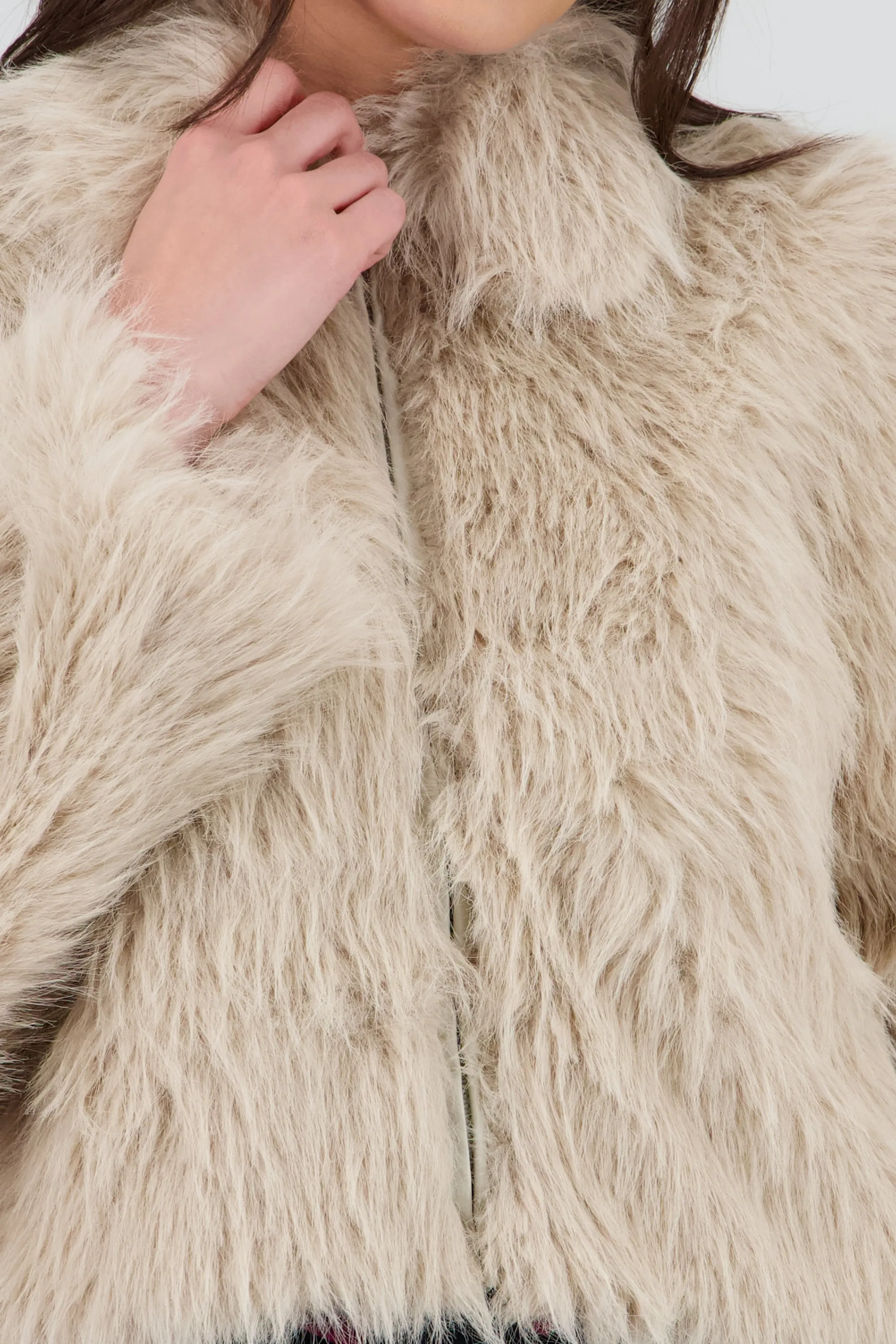 ABRIGO CORTO CON CIERRE LISO sold by Shasa product image thumbnail 5