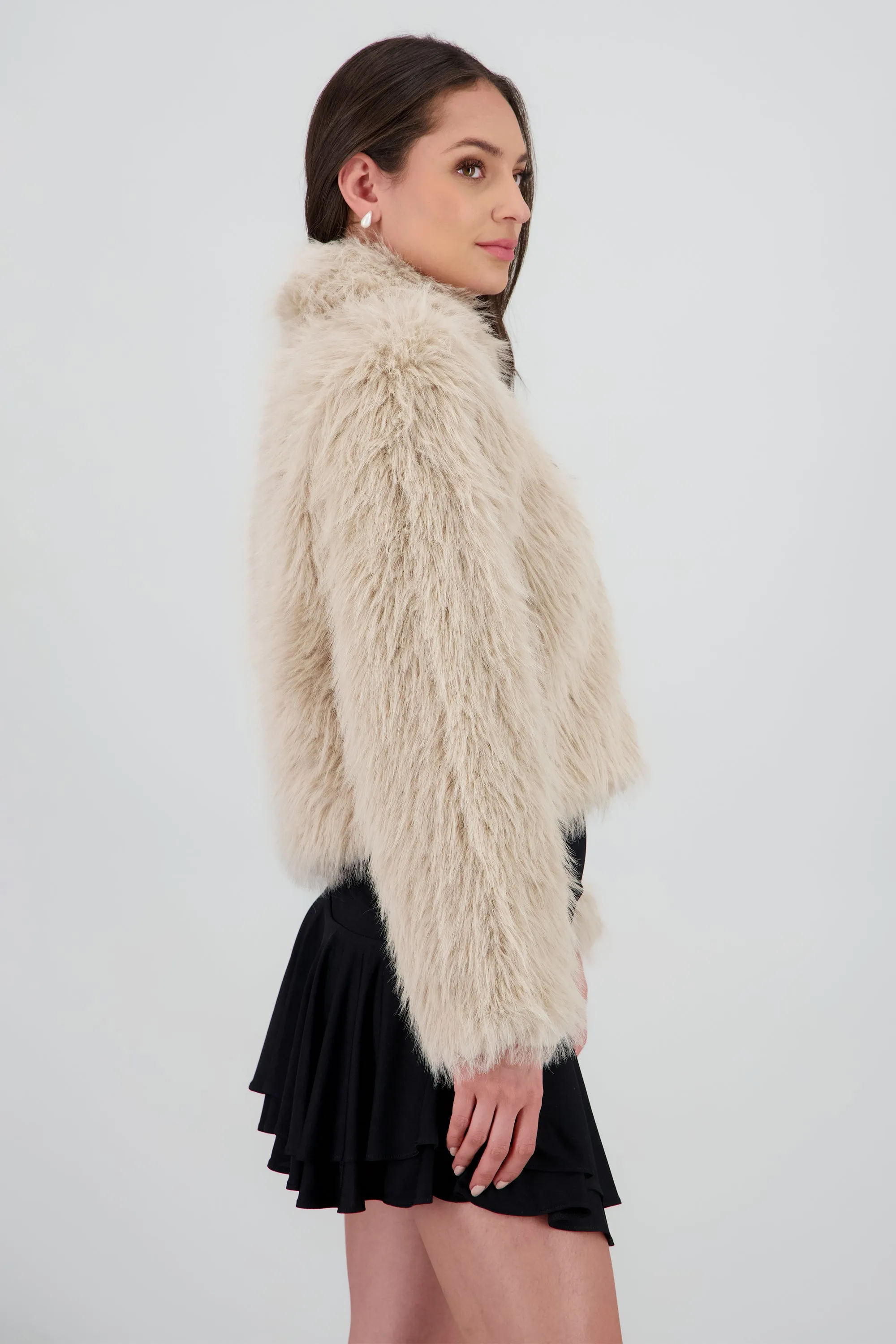 ABRIGO CORTO CON CIERRE LISO sold by Shasa product image thumbnail 3